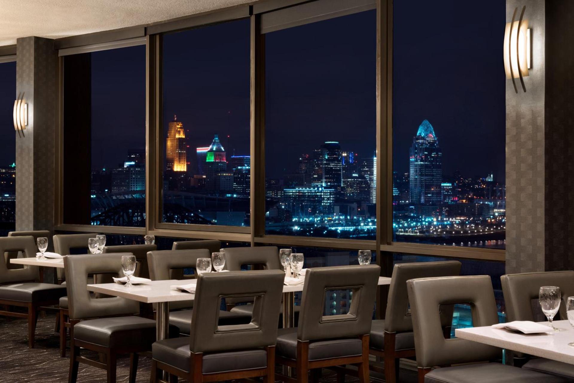 Radisson Hotel Cincinnati Riverfront photo 43