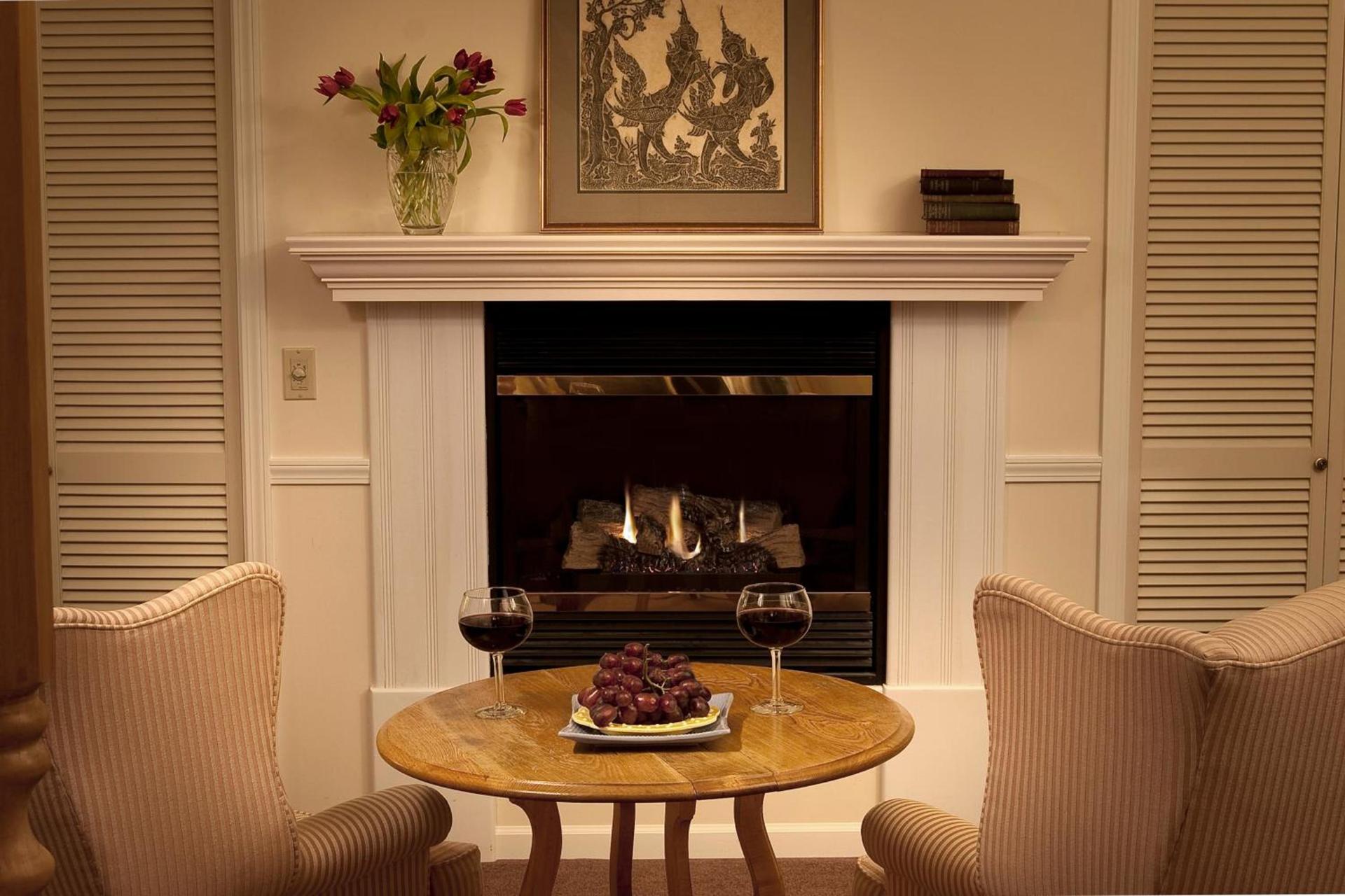 Eagle Harbor Inn photo 61