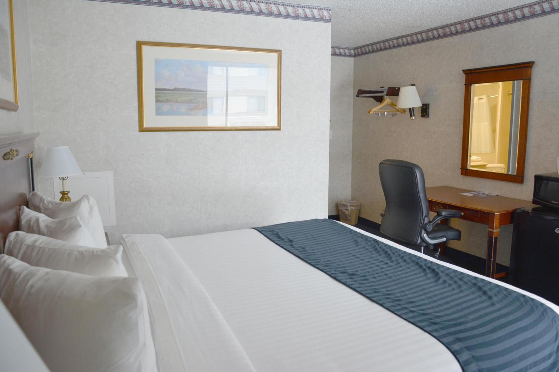 Travelodge by Wyndham Milwaukee photo 24