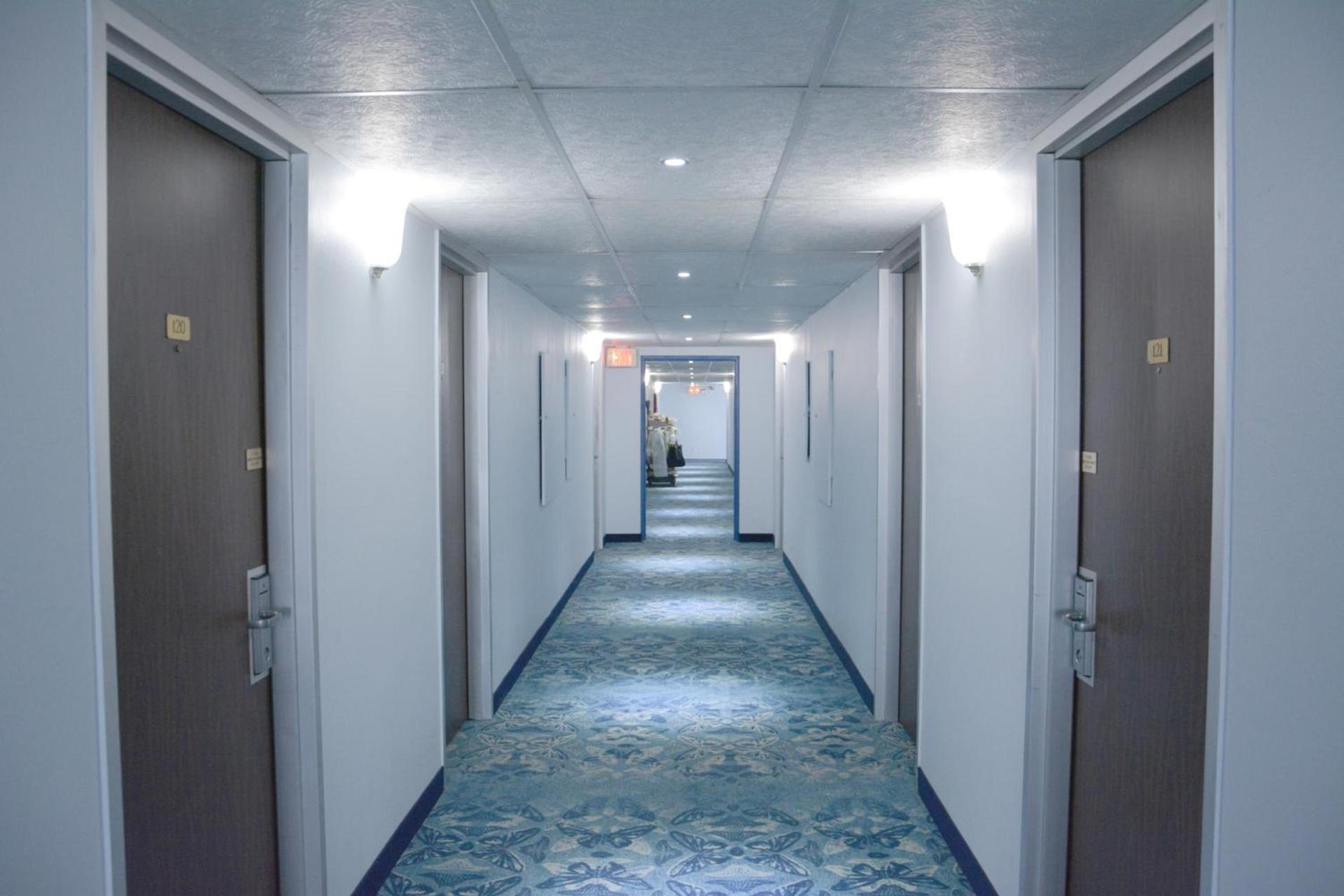 Travelodge by Wyndham Milwaukee photo 41