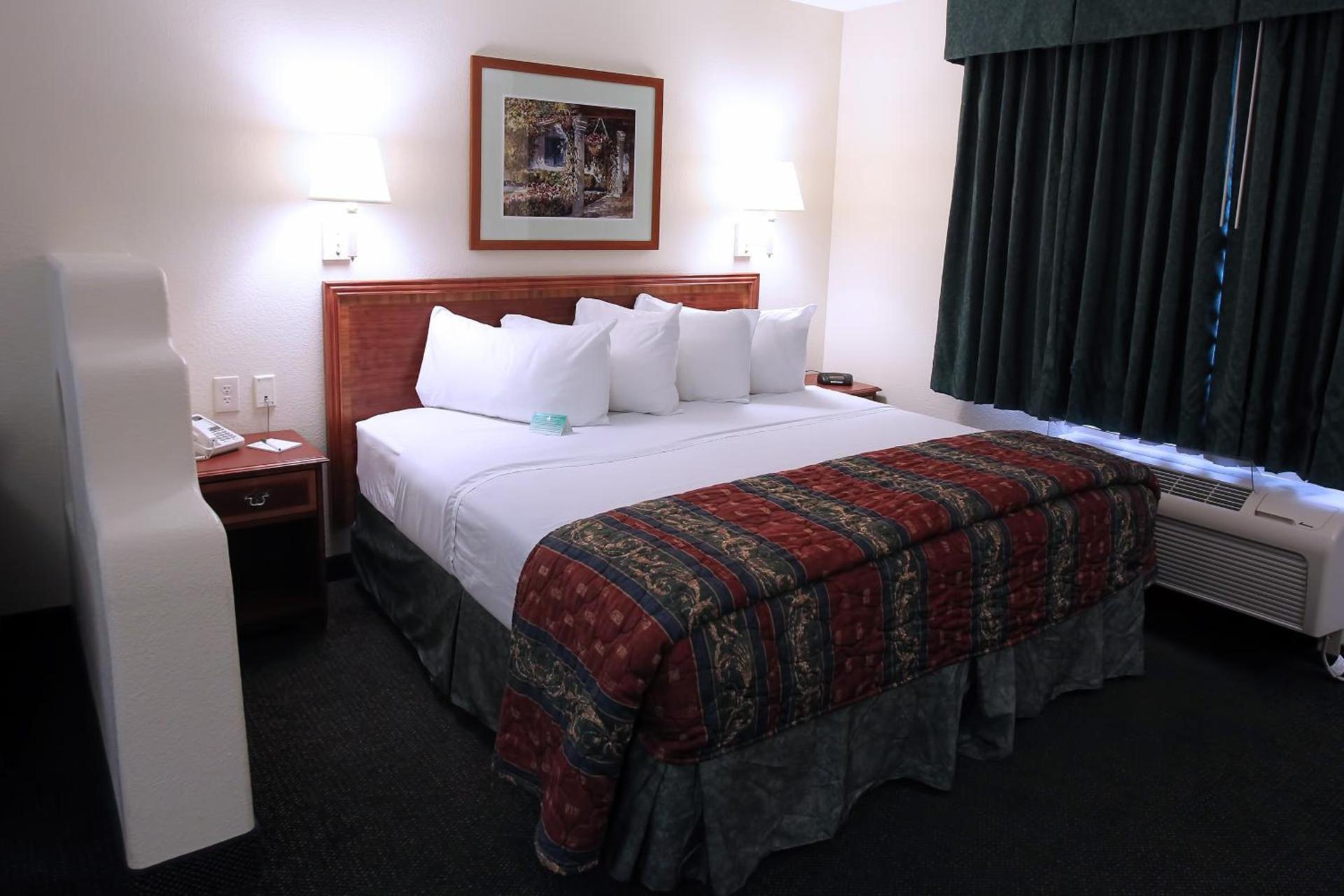 Garden Place Suites photo 13