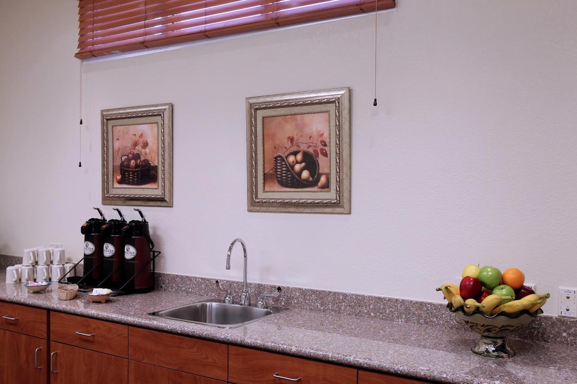 Garden Place Suites photo 22