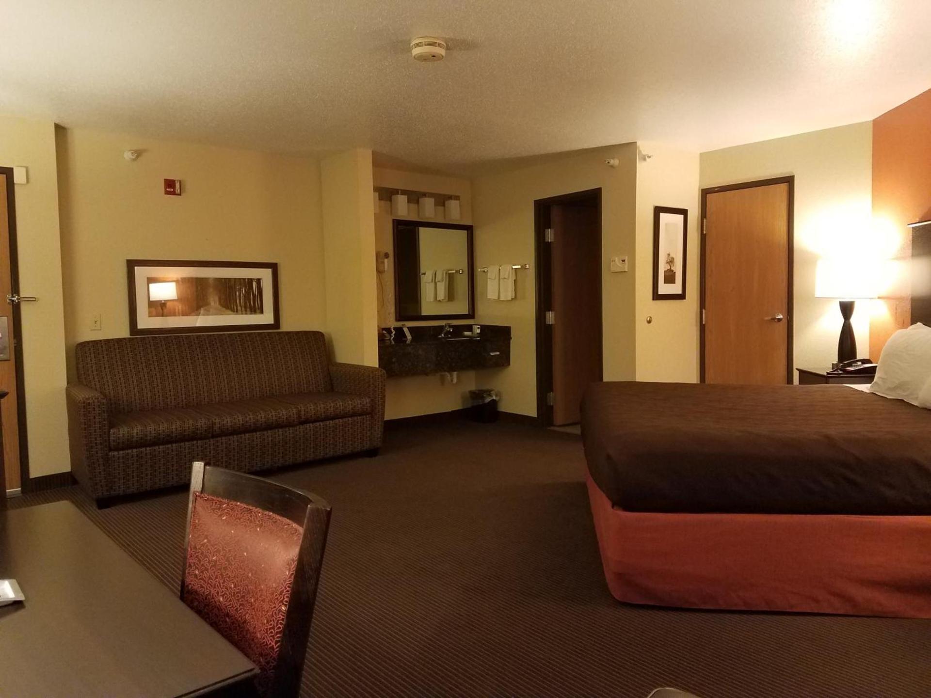 AmericInn by Wyndham Menomonie photo 24