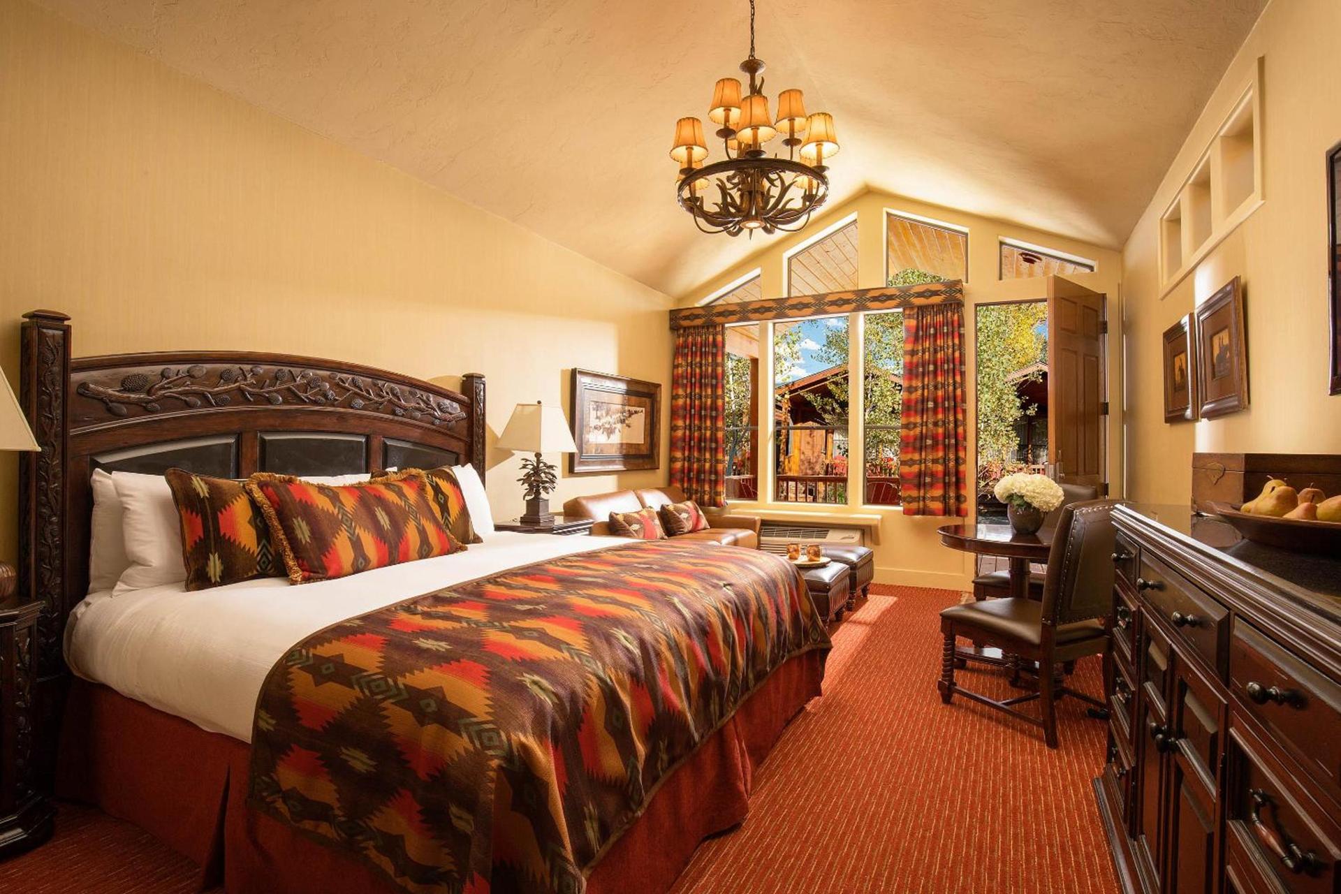 Rustic Inn Creekside photo 15