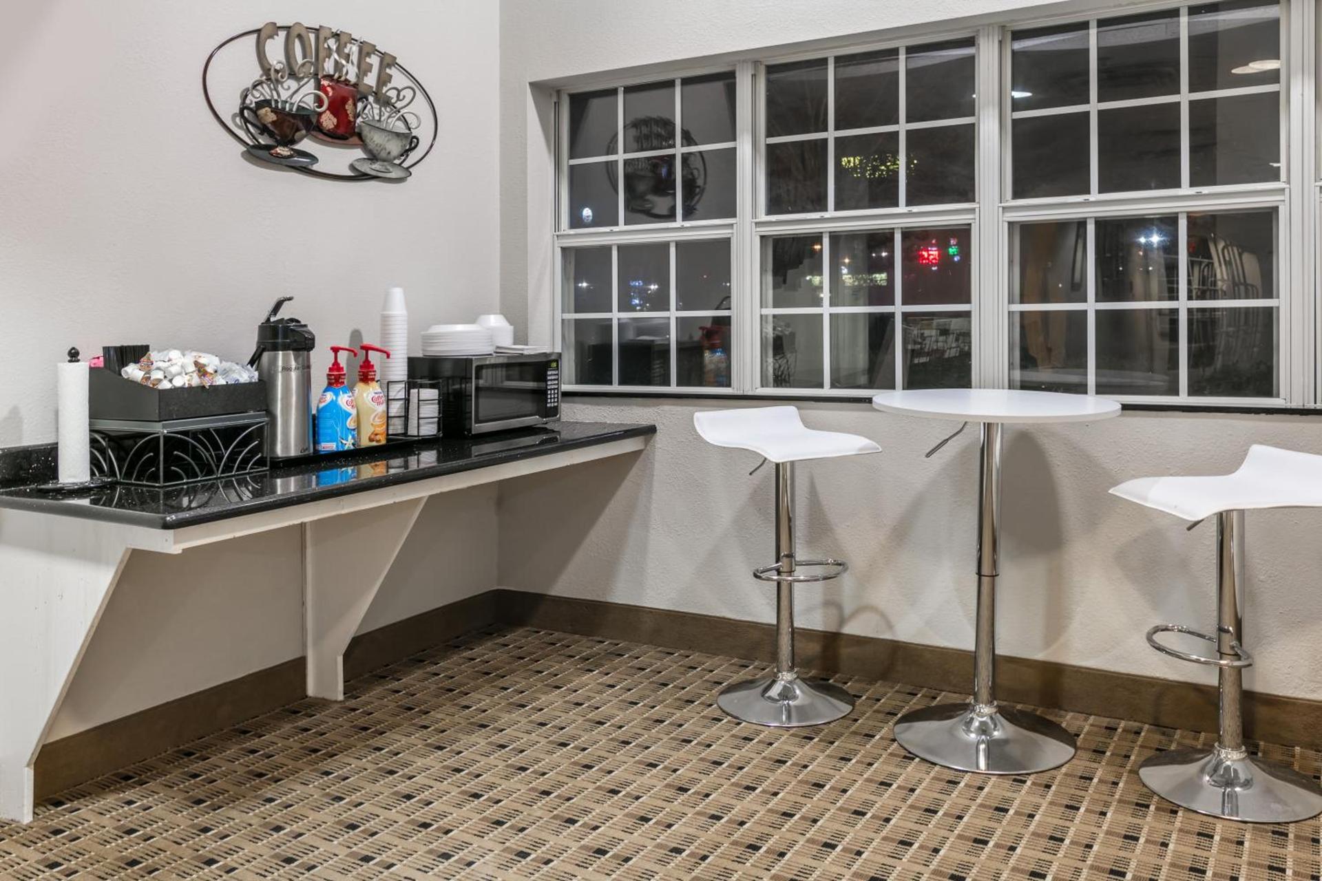 Microtel Inn and Suites Lafayette photo 35