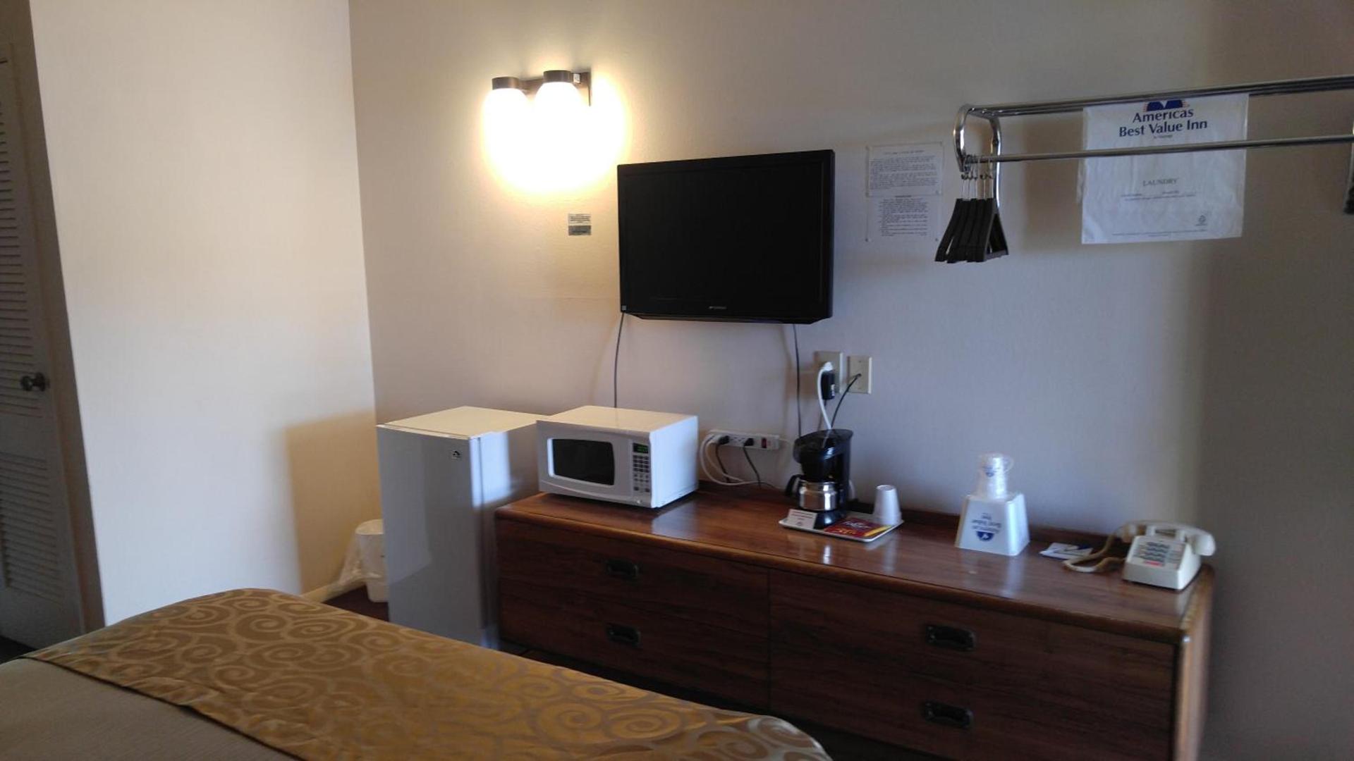 Americas Best Value Inn North Platte photo 8