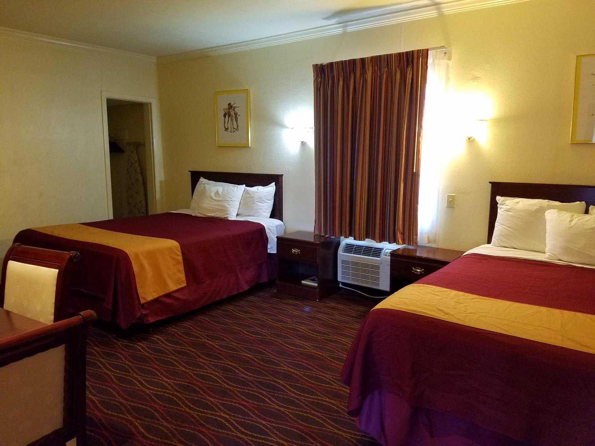Americas Best Value Inn Ozona photo 23