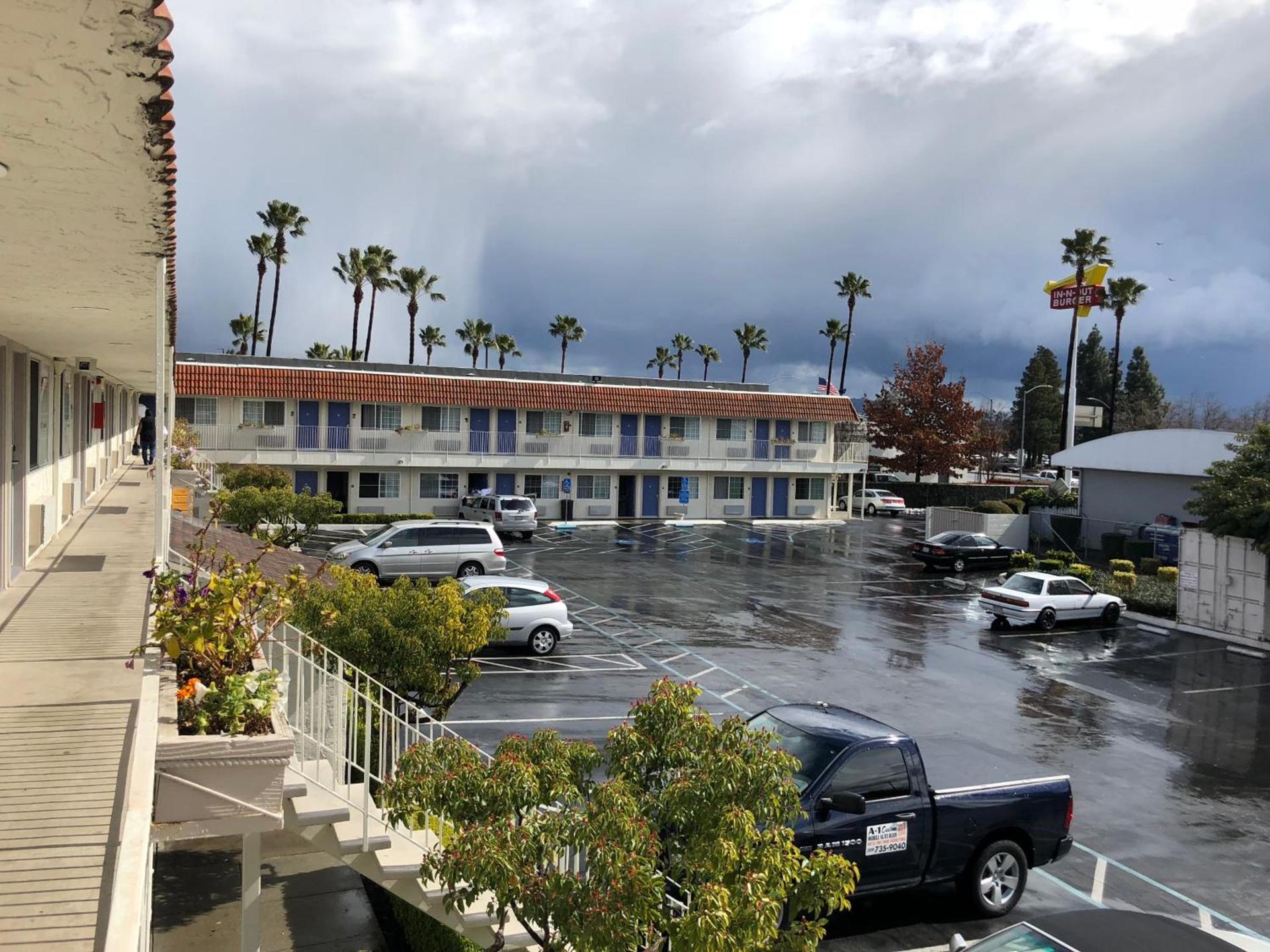 Gilroy Inn — hotel in Gilroy