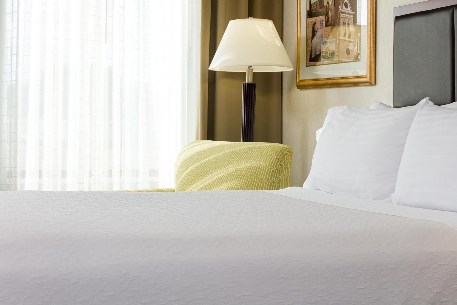 Holiday Inn Manchester Airport by IHG photo 3