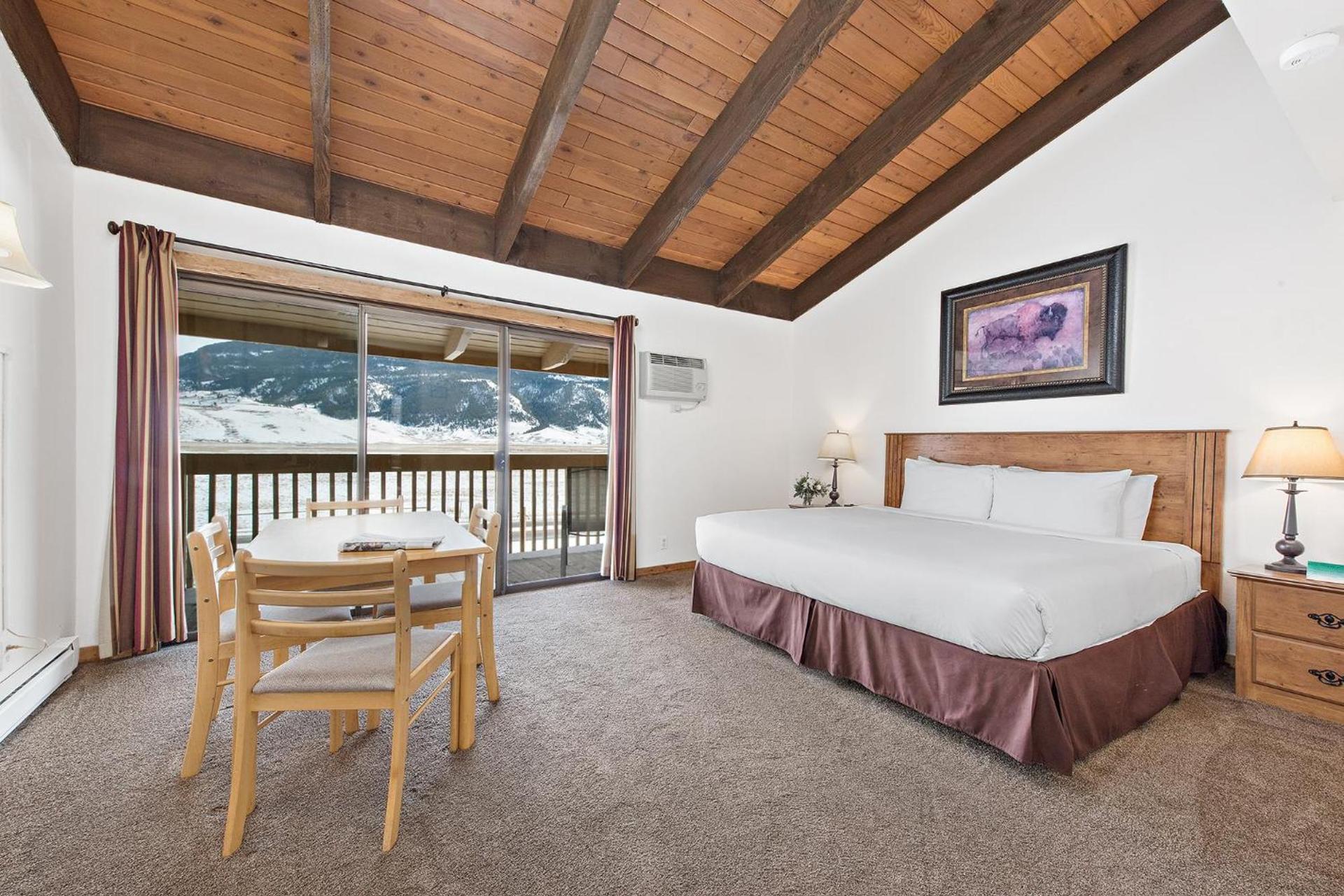 Elk Refuge Inn photo 55