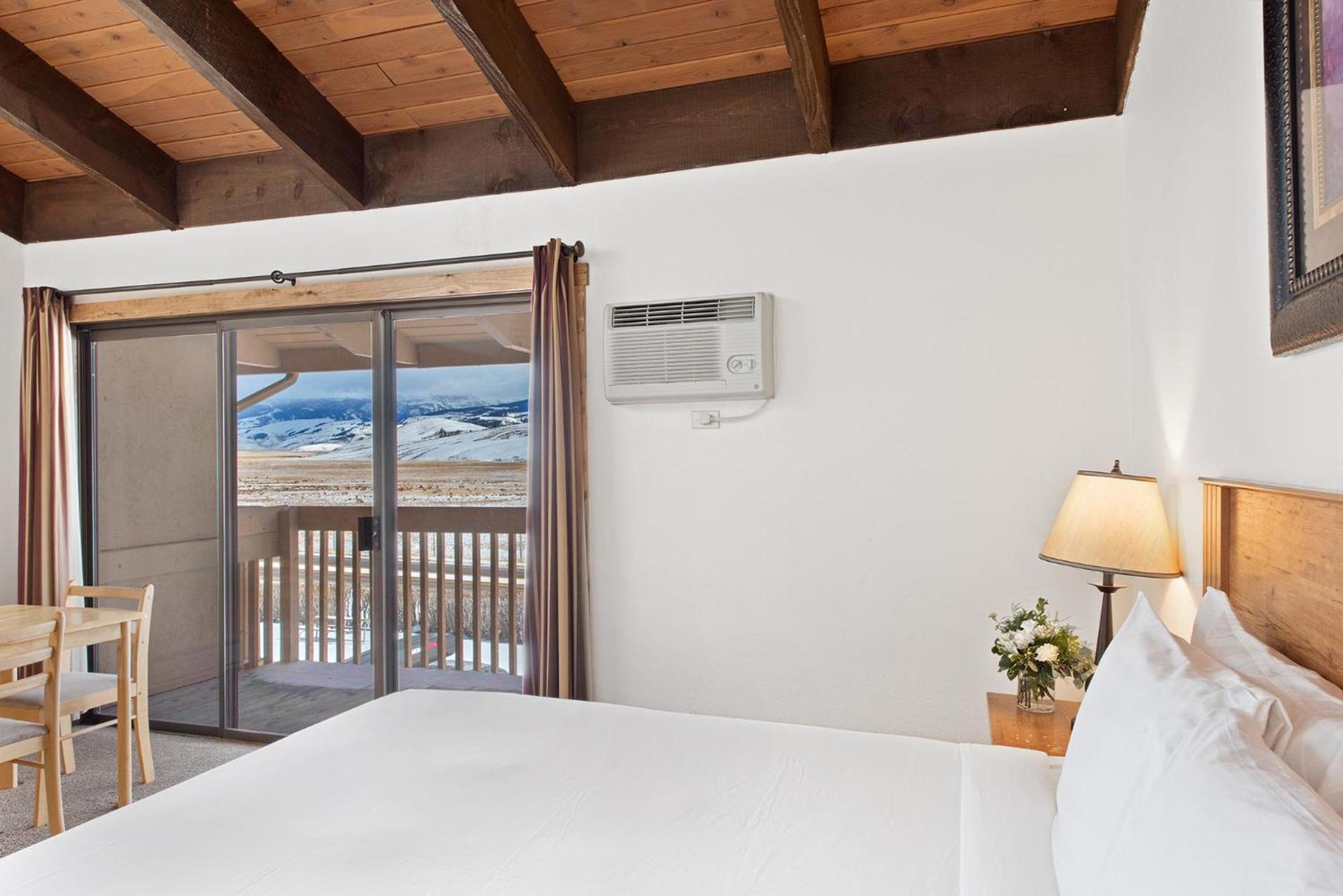 Elk Refuge Inn photo 13