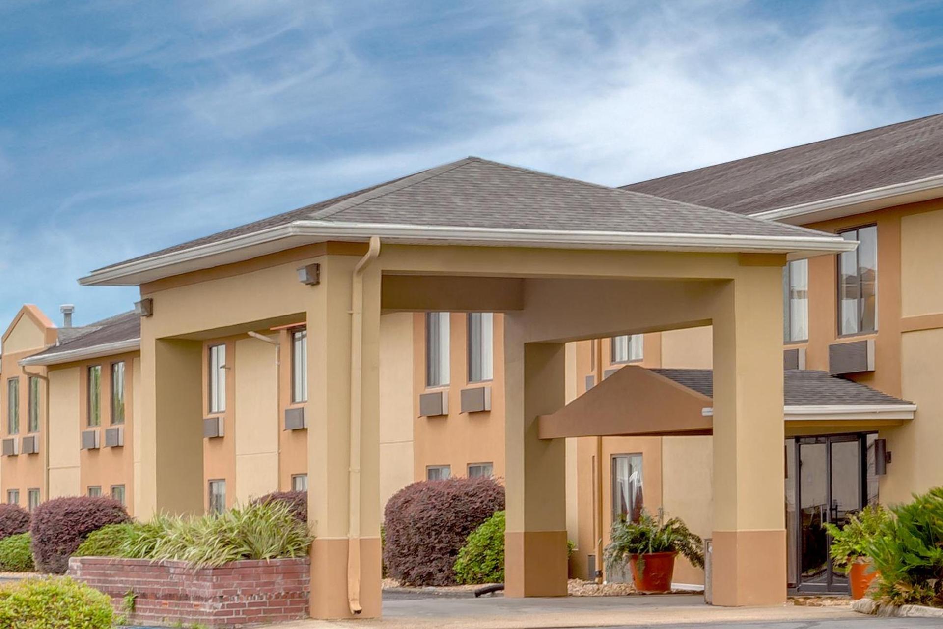 Howard Johnson by Wyndham Scott Lafayette photo 6