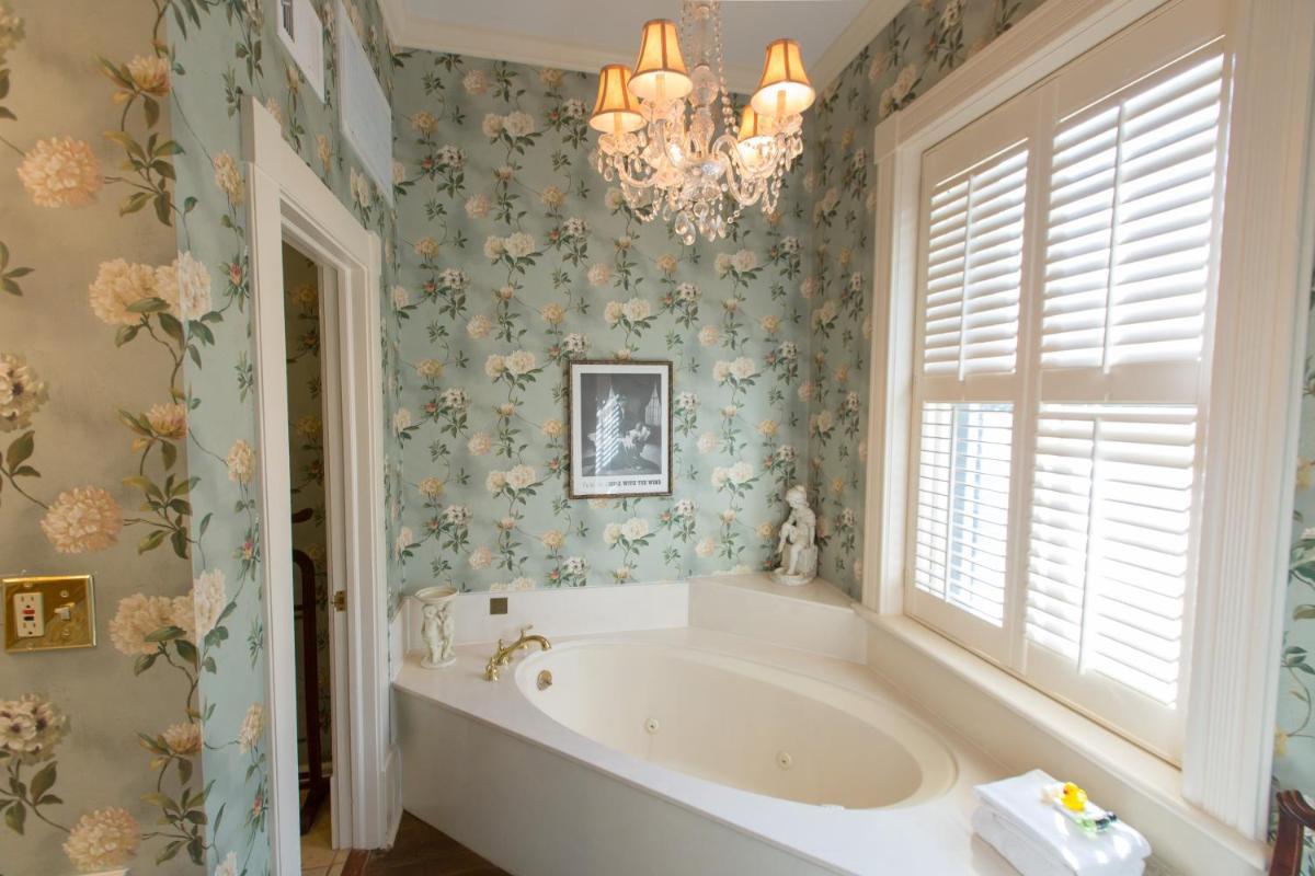 Ballastone Inn photo 30