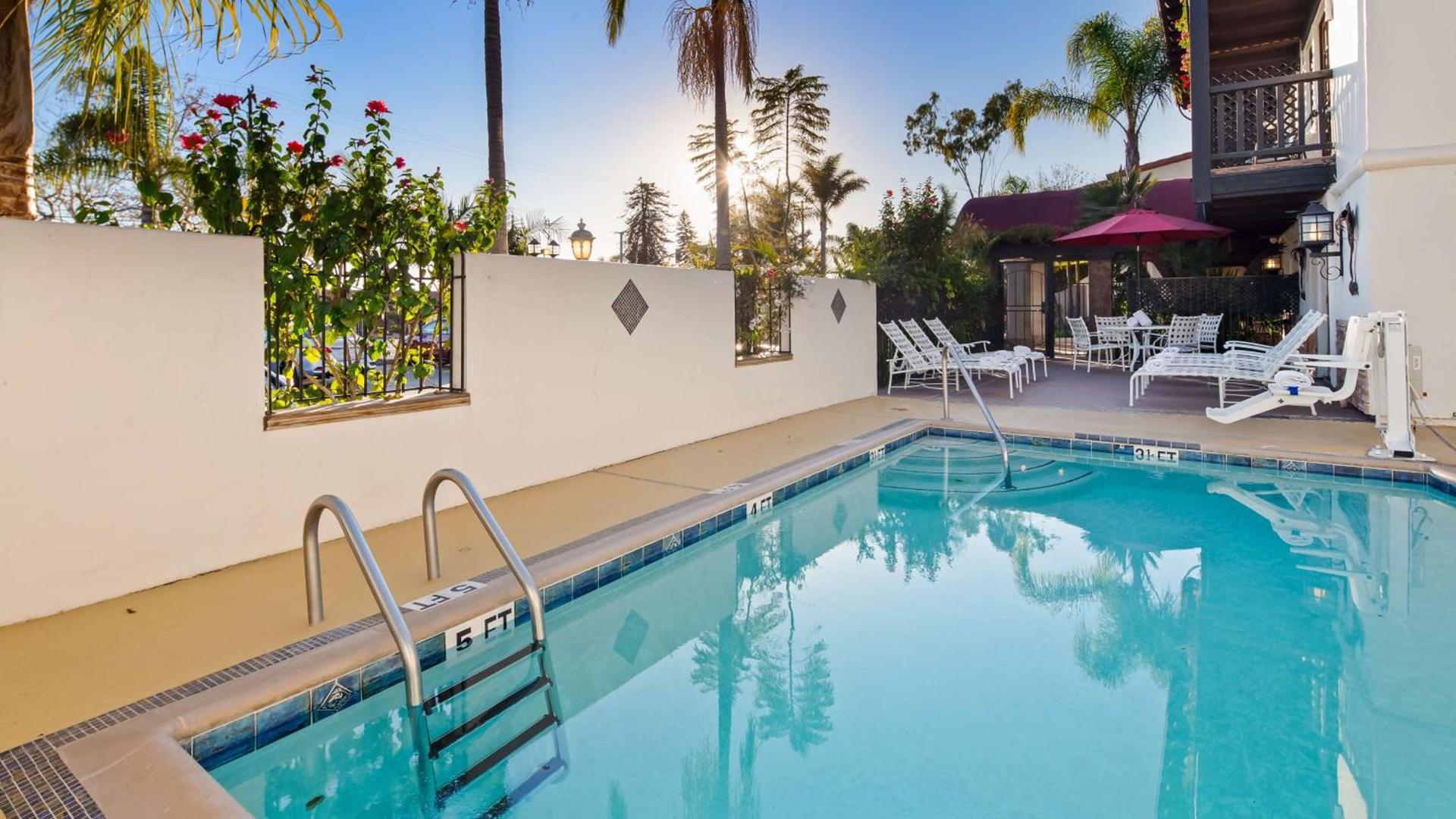 Best Western Plus Carpinteria Inn photo 32