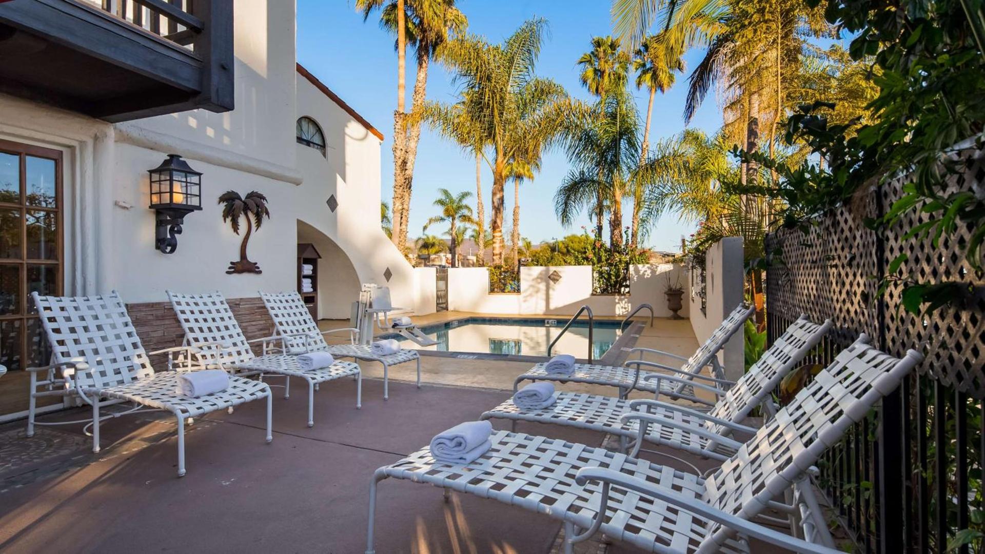 Best Western Plus Carpinteria Inn photo 40