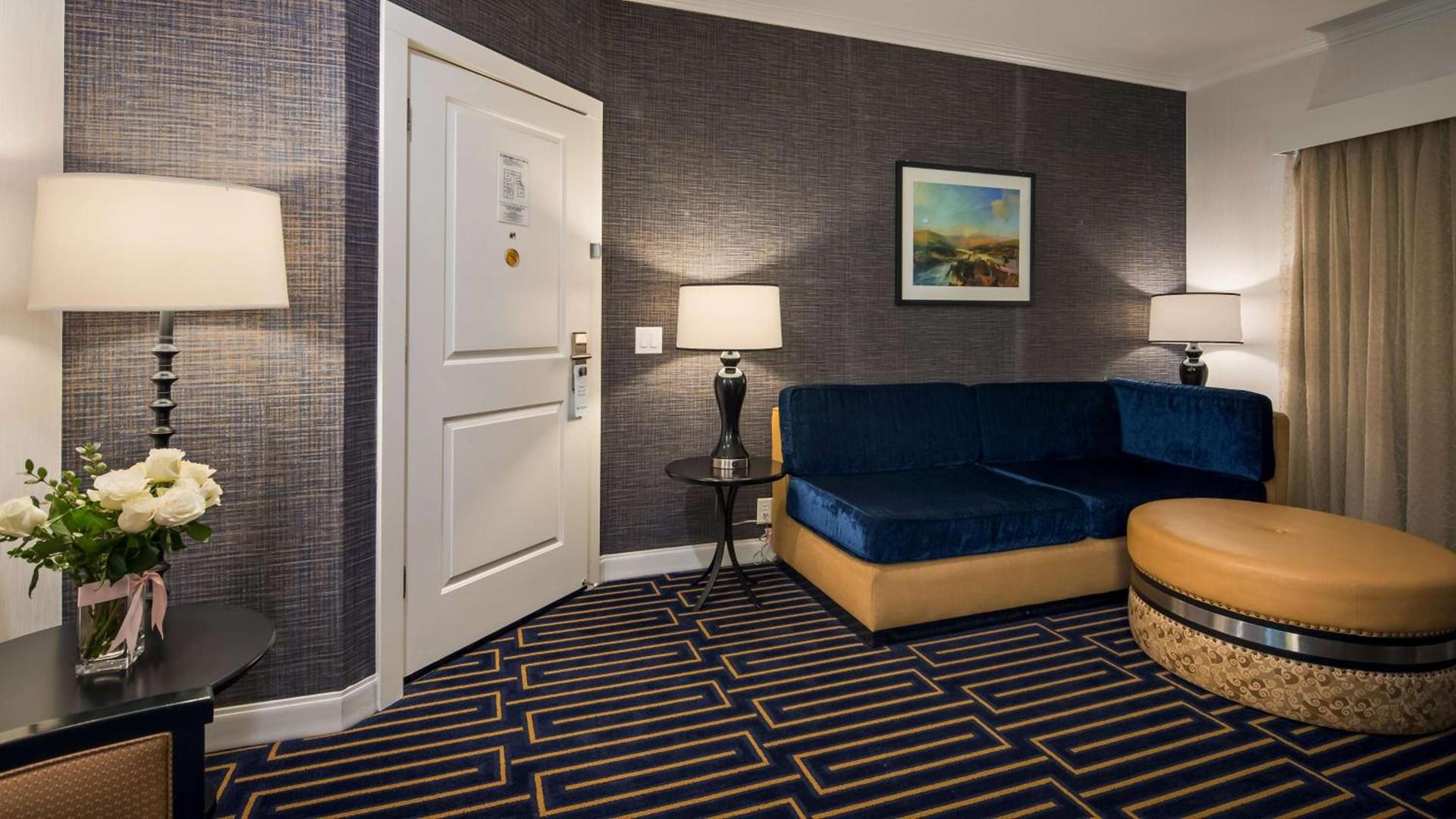 Best Western Plus Palm Court Hotel photo 19