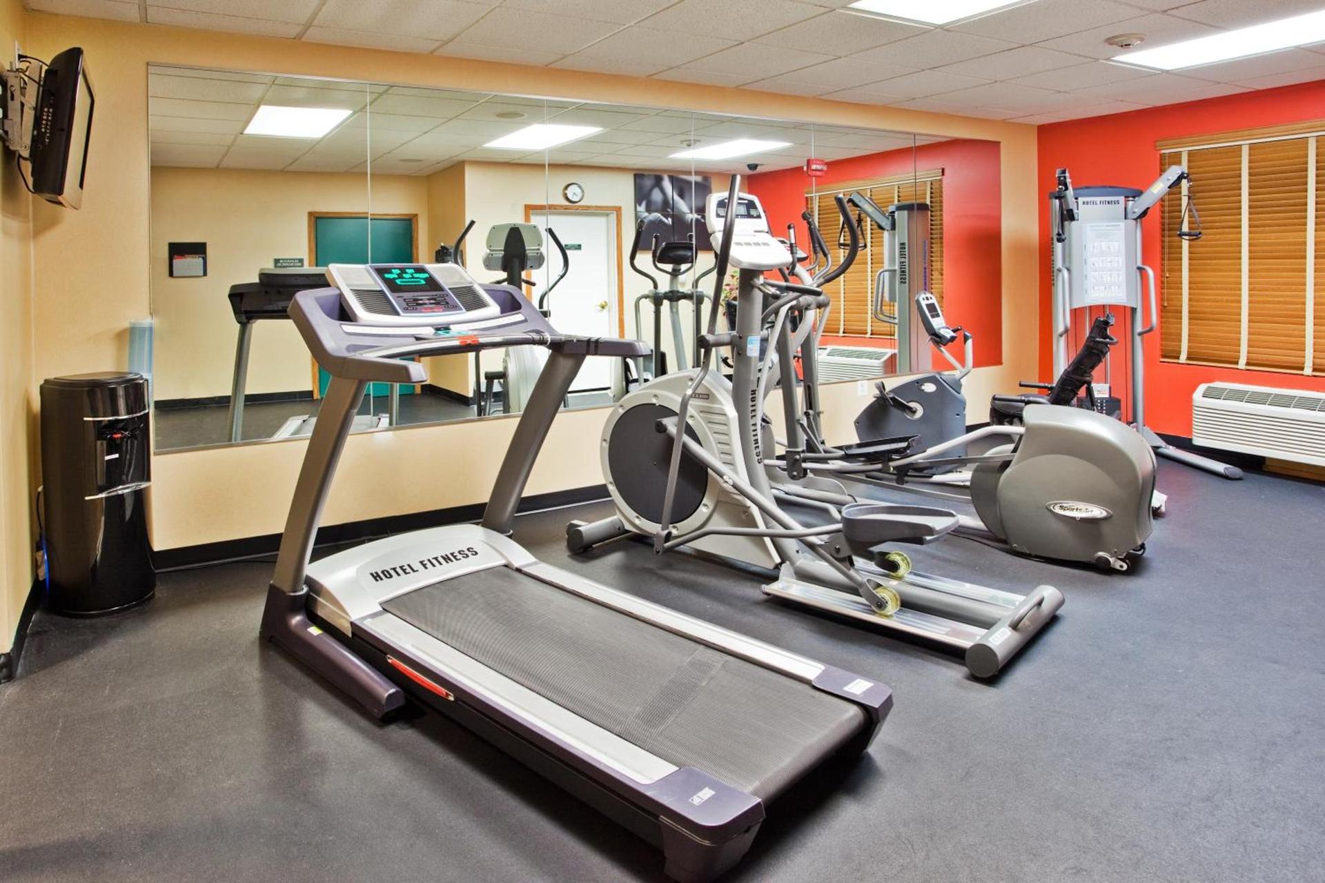 Wingate by Wyndham Waldorf - Washington DC Area photo 65