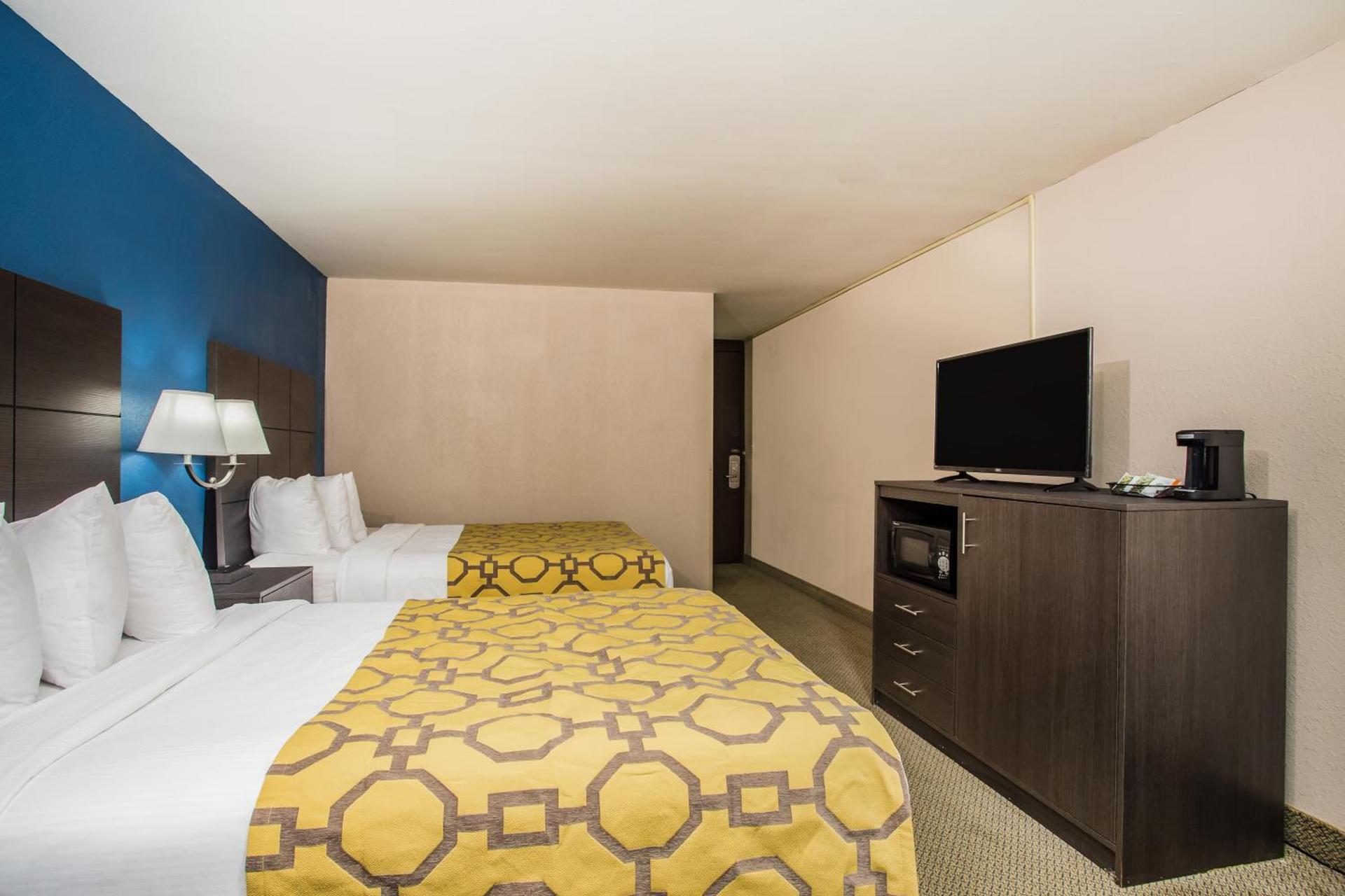 Baymont by Wyndham Appleton photo 21