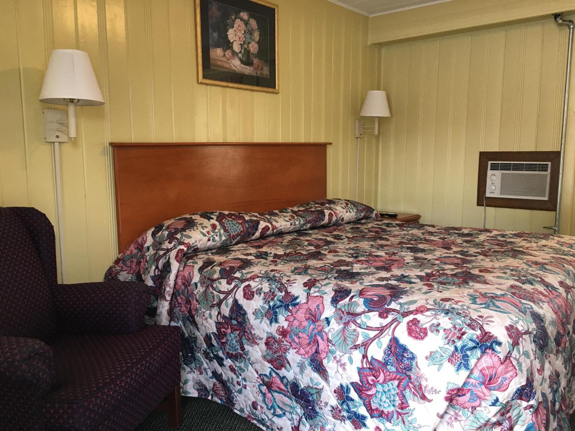Pine Ridge Motel photo 34