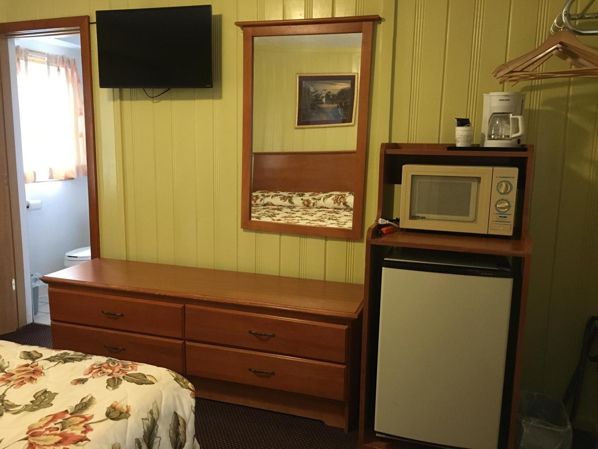Pine Ridge Motel photo 32