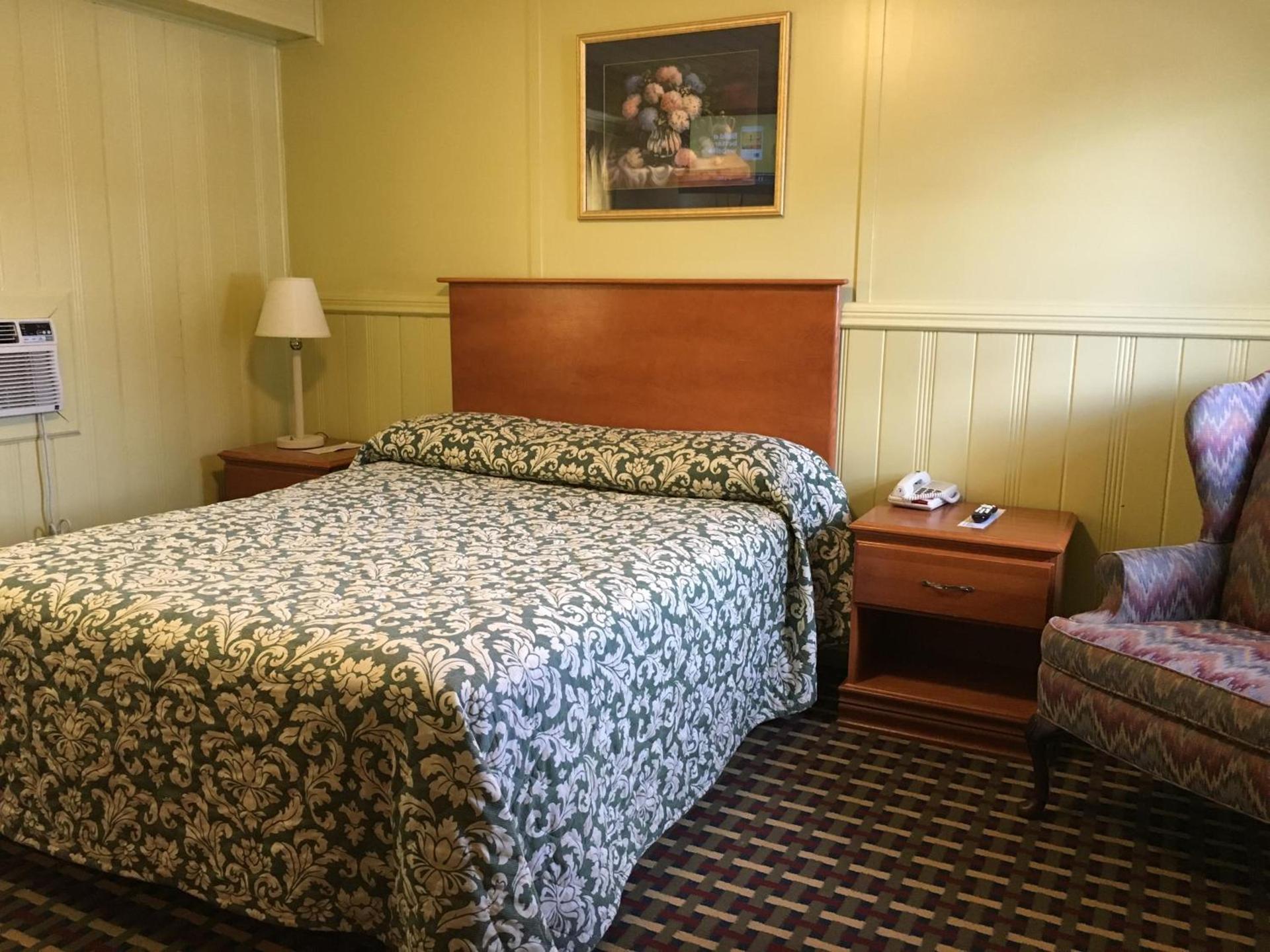 Pine Ridge Motel photo 31