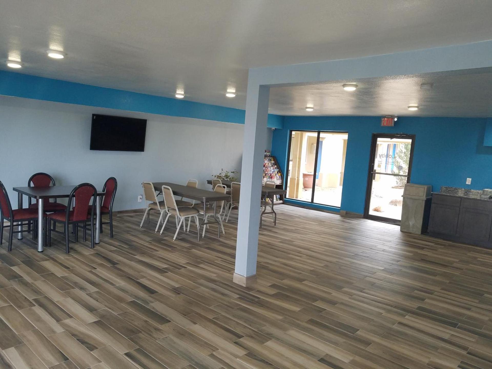 Days Inn by Wyndham Oklahoma City NW Expressway photo 32