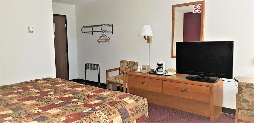 AmeriVu Inn & Suites-Avon photo 17