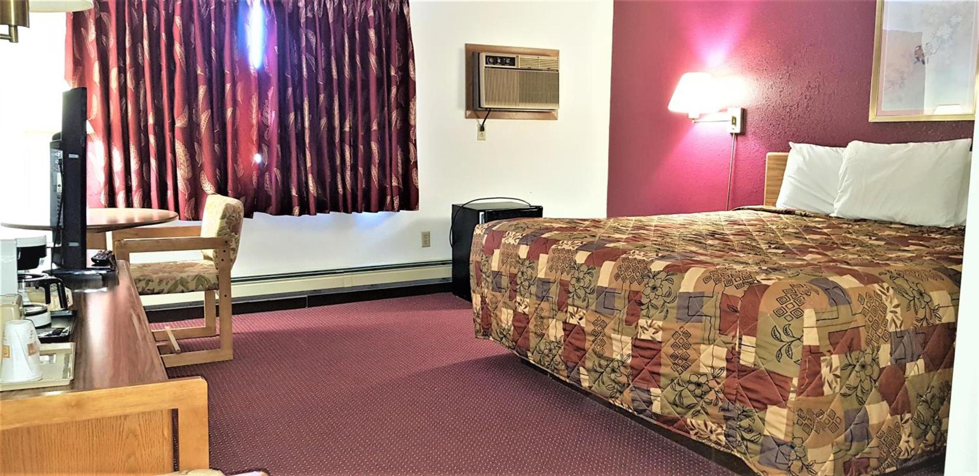 AmeriVu Inn & Suites-Avon photo 13