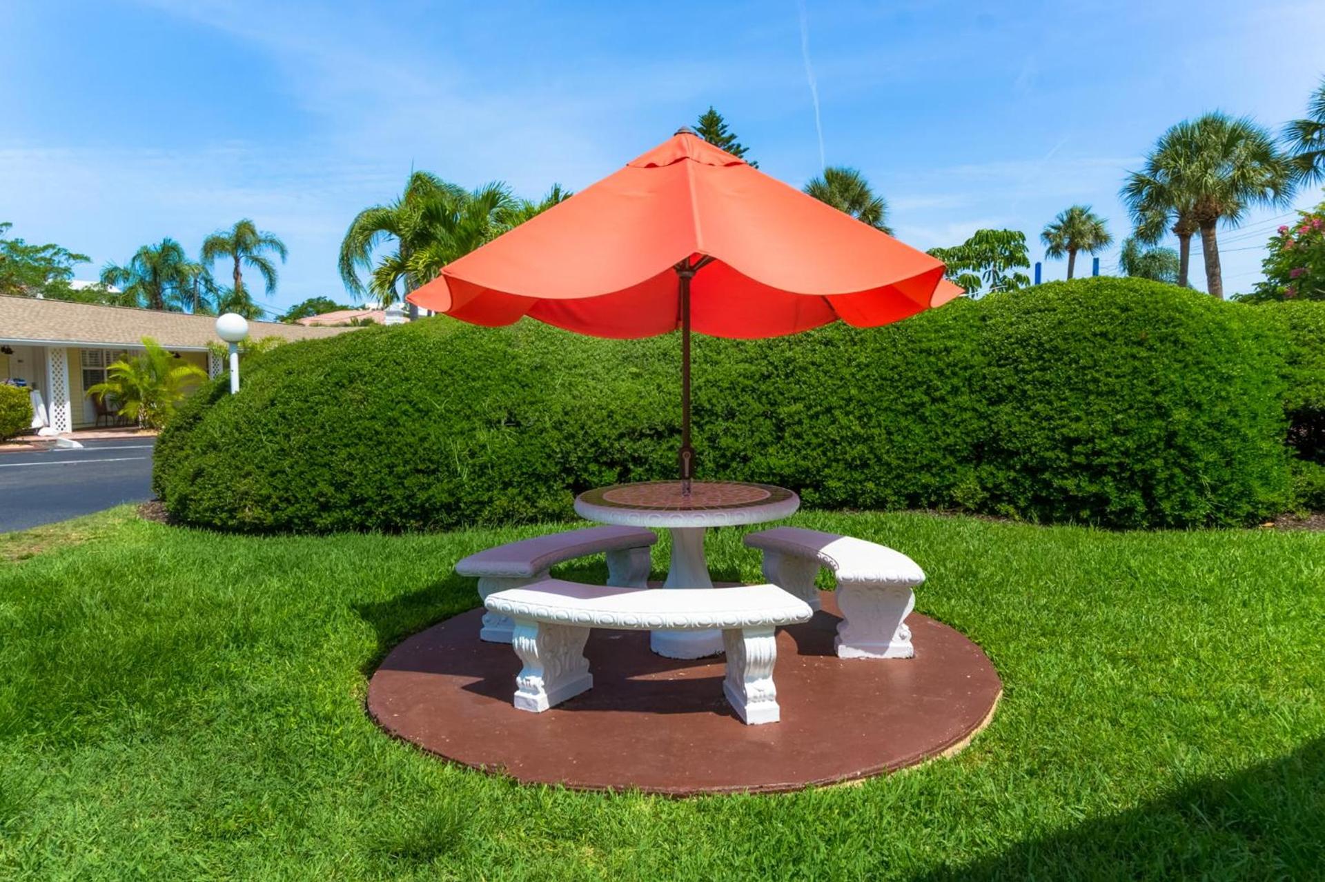 Tropical Beach Resorts - Sarasota photo 28