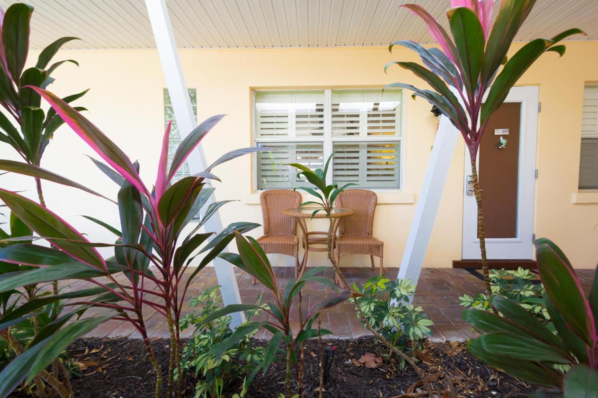 Tropical Beach Resorts - Sarasota photo 45