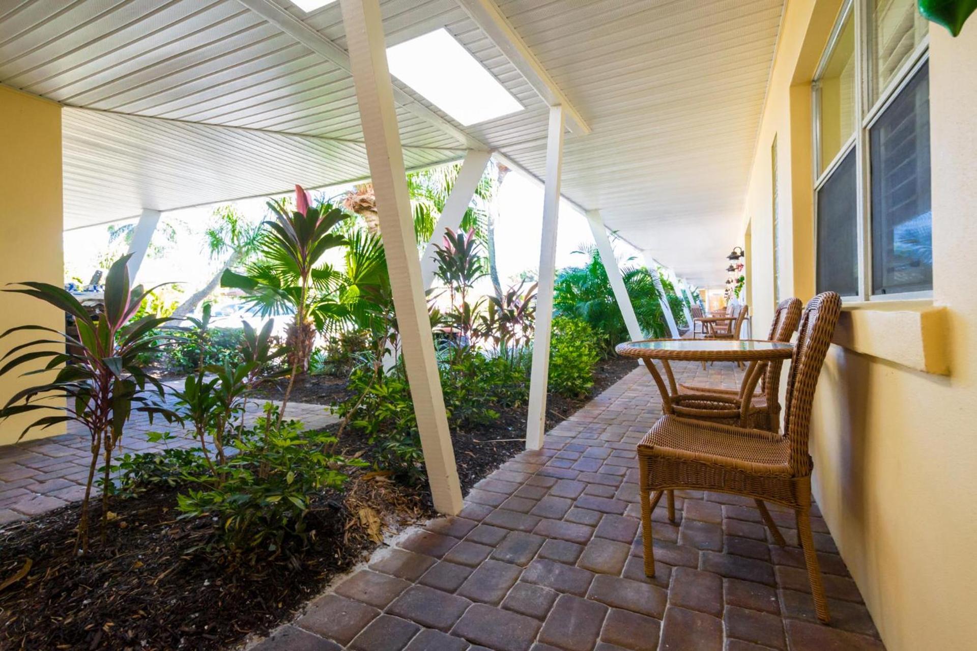 Tropical Beach Resorts - Sarasota photo 24