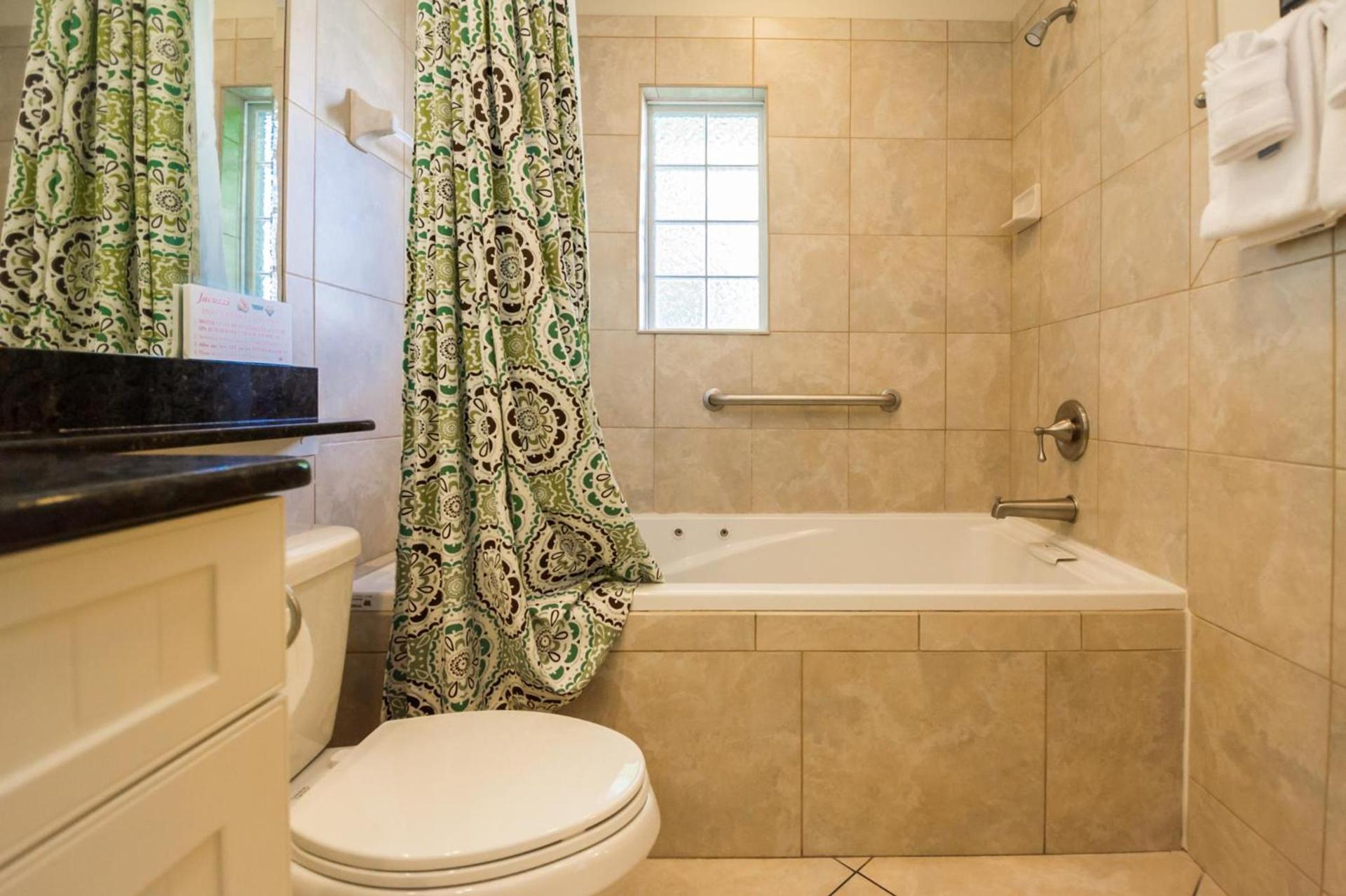 Tropical Beach Resorts - Sarasota photo 96