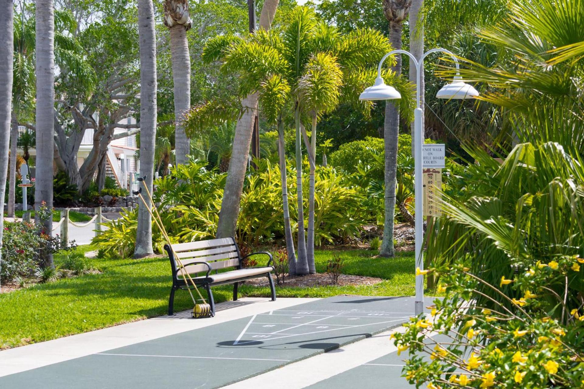 Tropical Beach Resorts - Sarasota photo 95