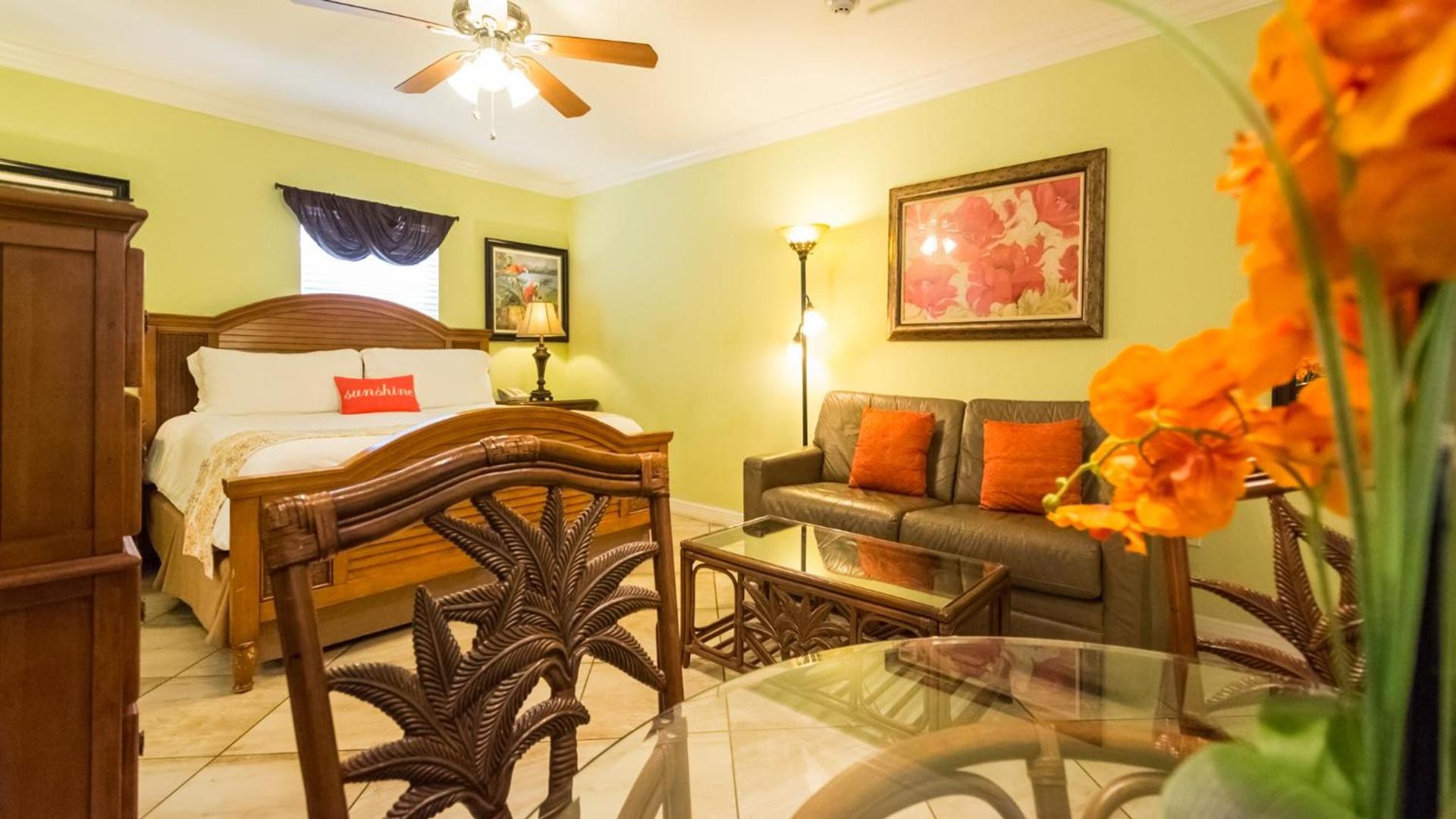 Tropical Beach Resorts - Sarasota photo 11