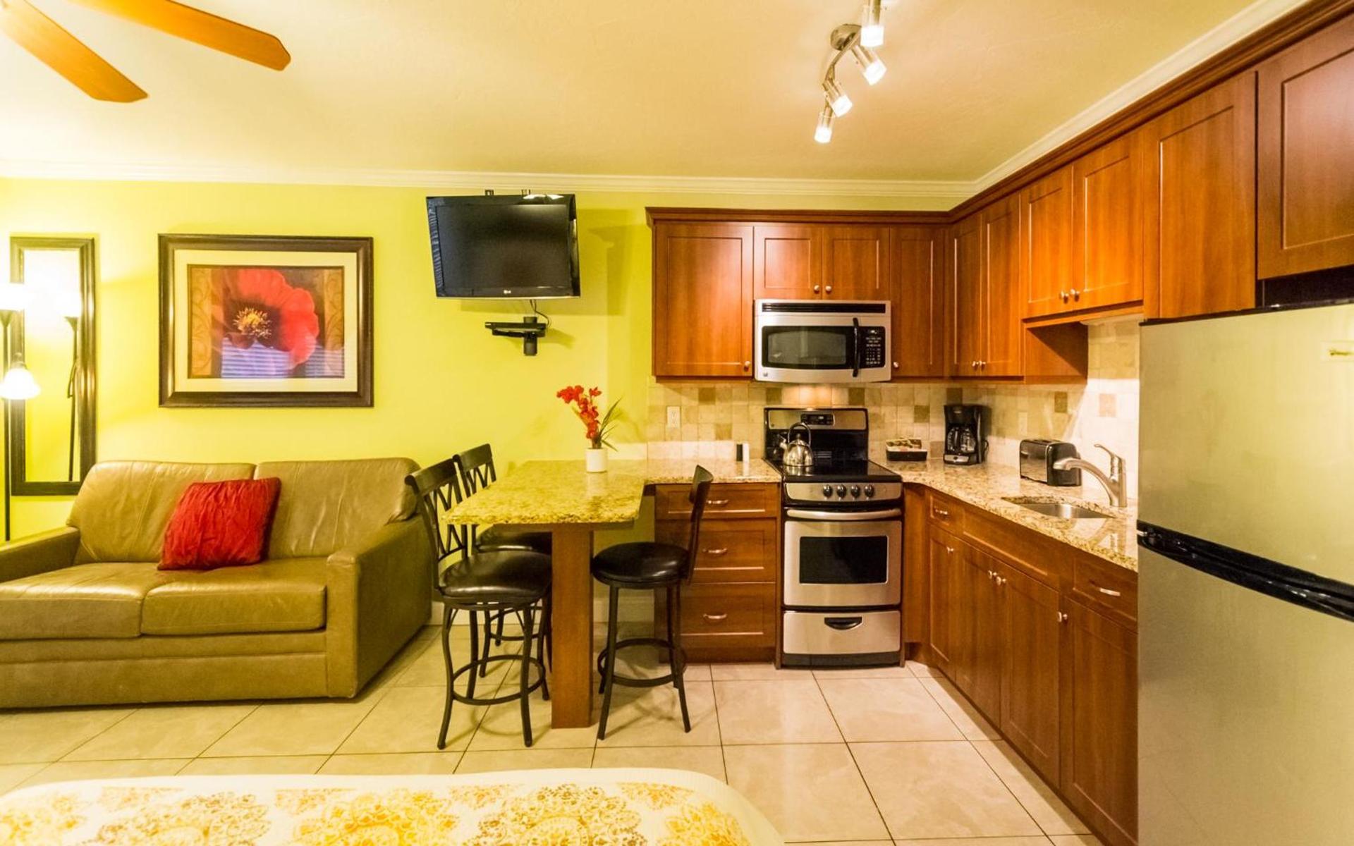 Tropical Beach Resorts - Sarasota photo 16