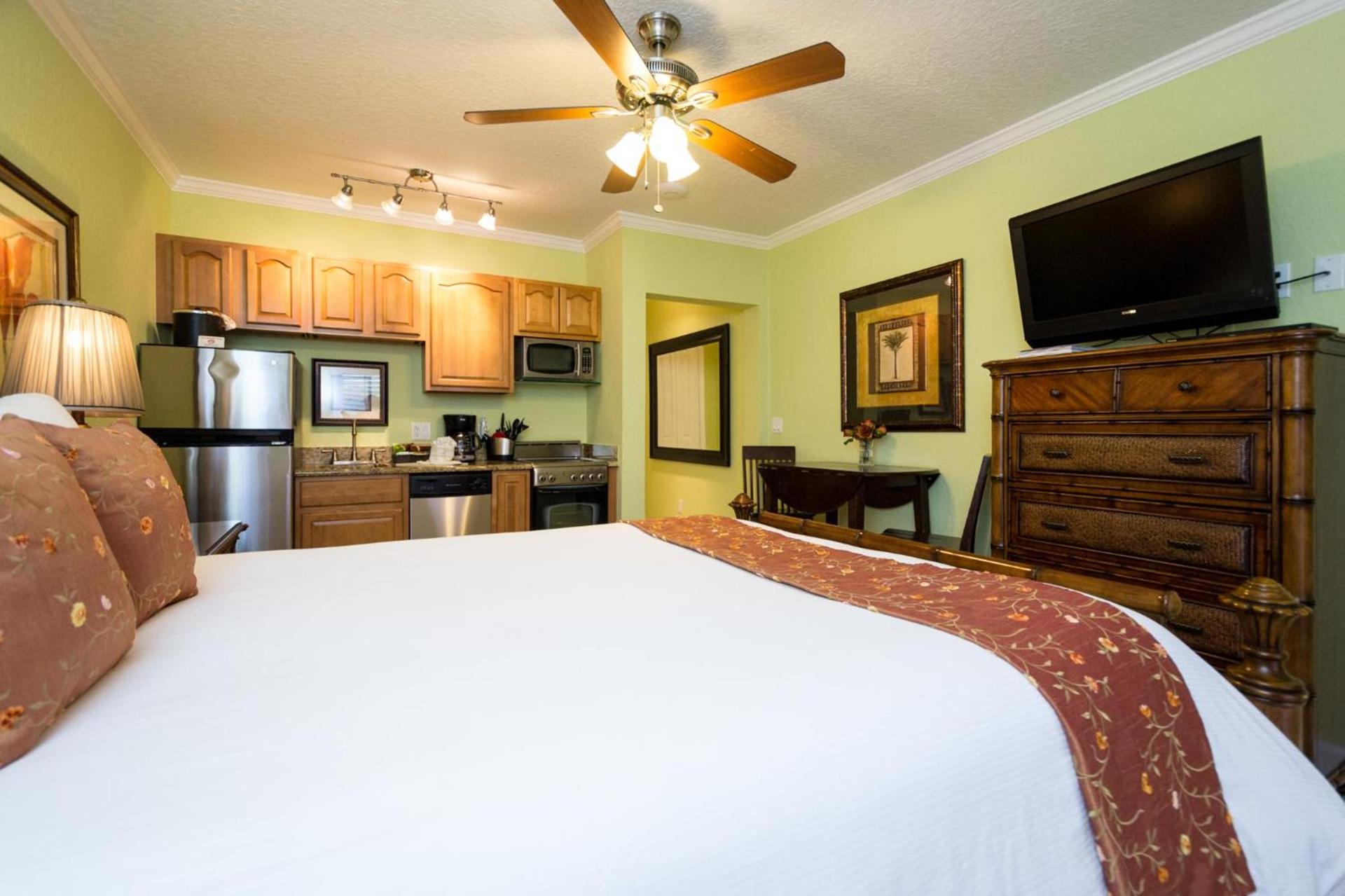 Tropical Beach Resorts - Sarasota photo 31