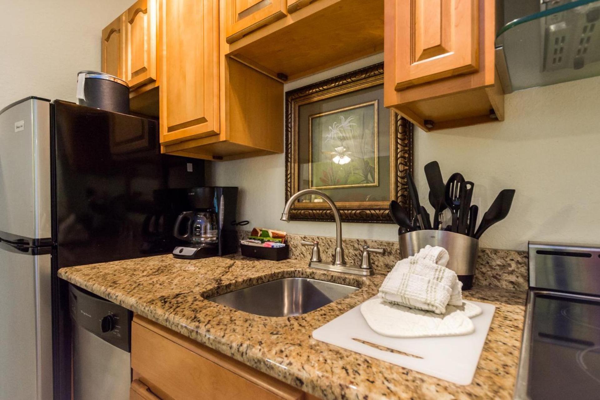 Tropical Beach Resorts - Sarasota photo 34