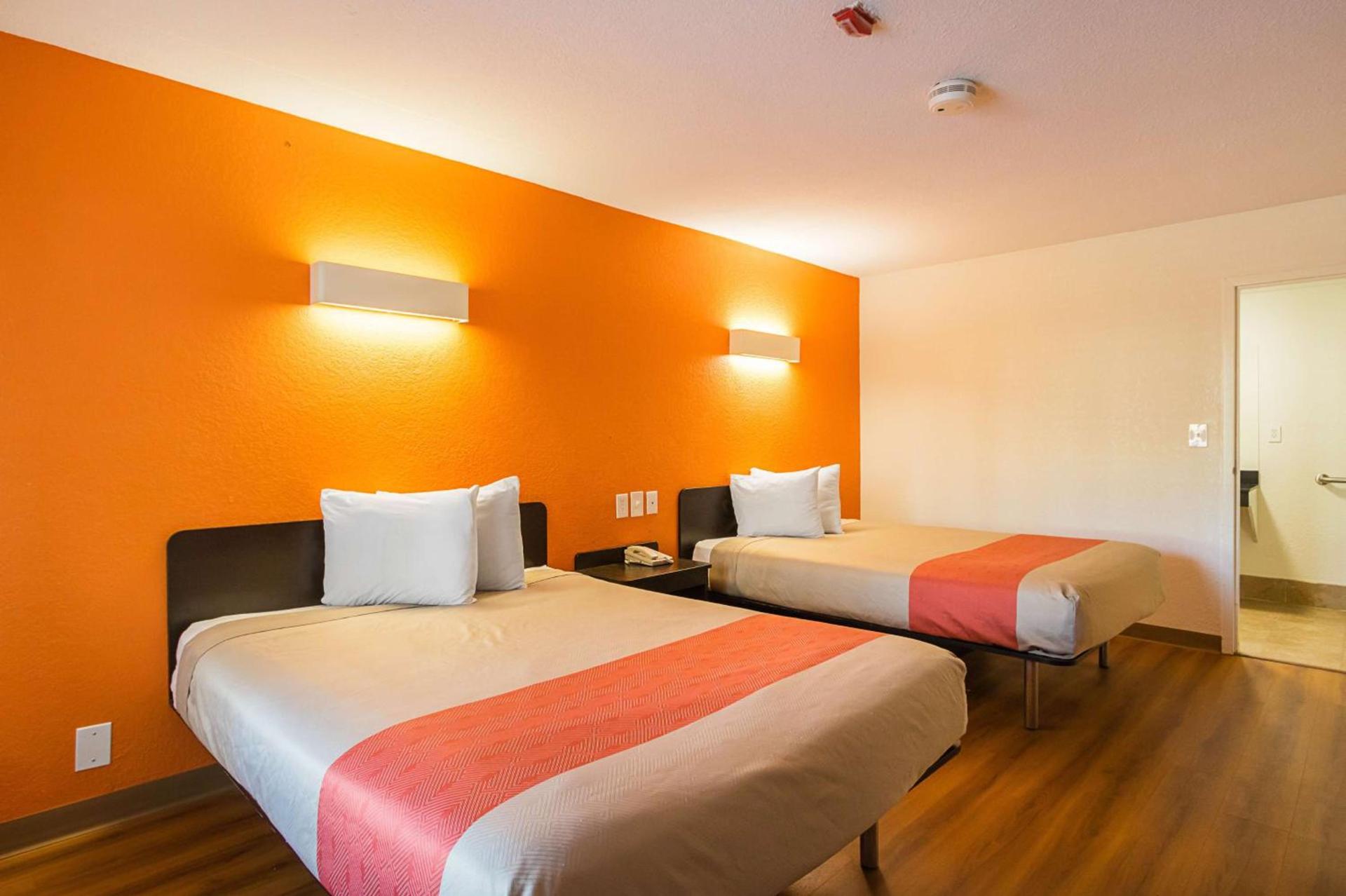 Motel 6-Savannah, GA - Midtown photo 37
