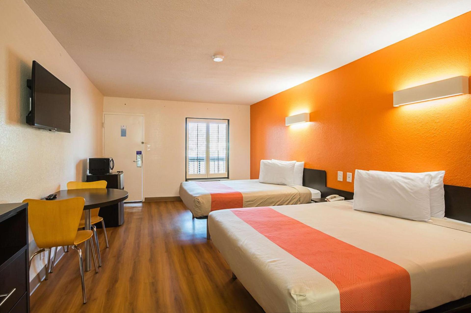 Motel 6-Savannah, GA - Midtown photo 34