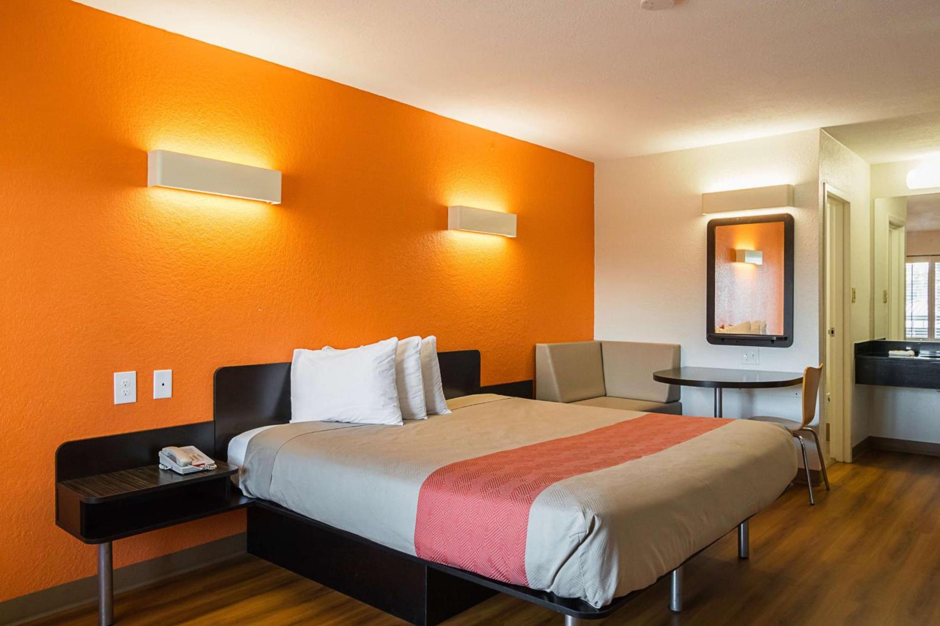Motel 6-Savannah, GA - Midtown photo 25