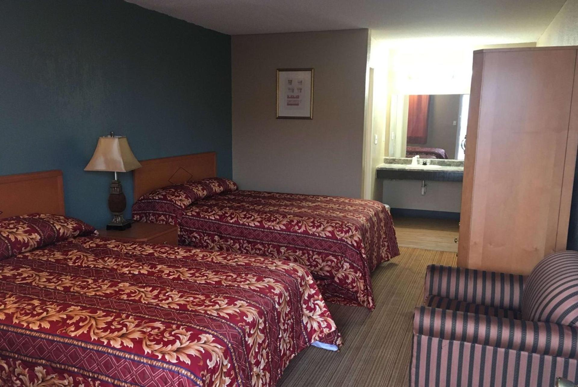 Knights Inn Merrillville photo 44