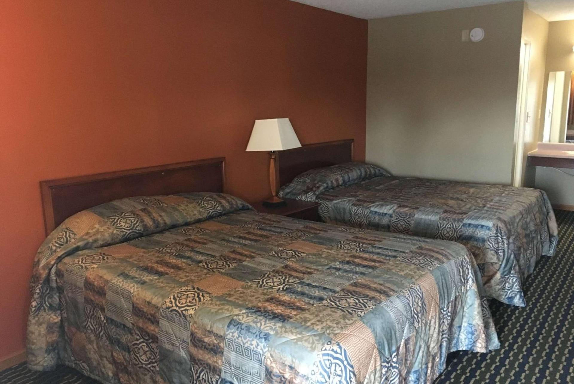 Knights Inn Merrillville photo 43