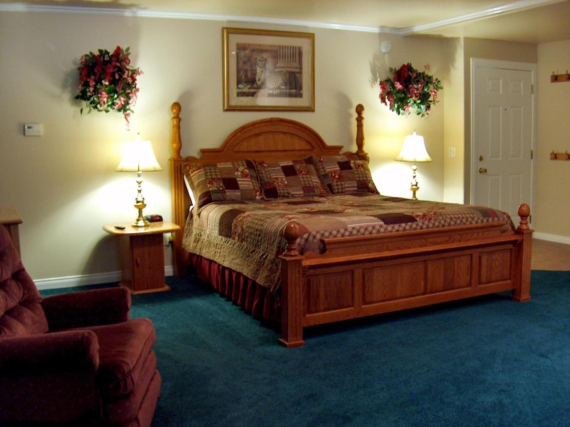 Giant Oaks Lodge photo 53