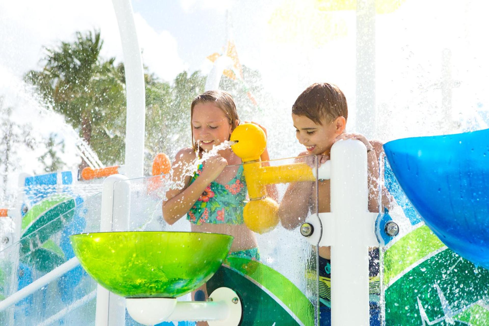 The Grove Resort & Water Park Orlando photo 76