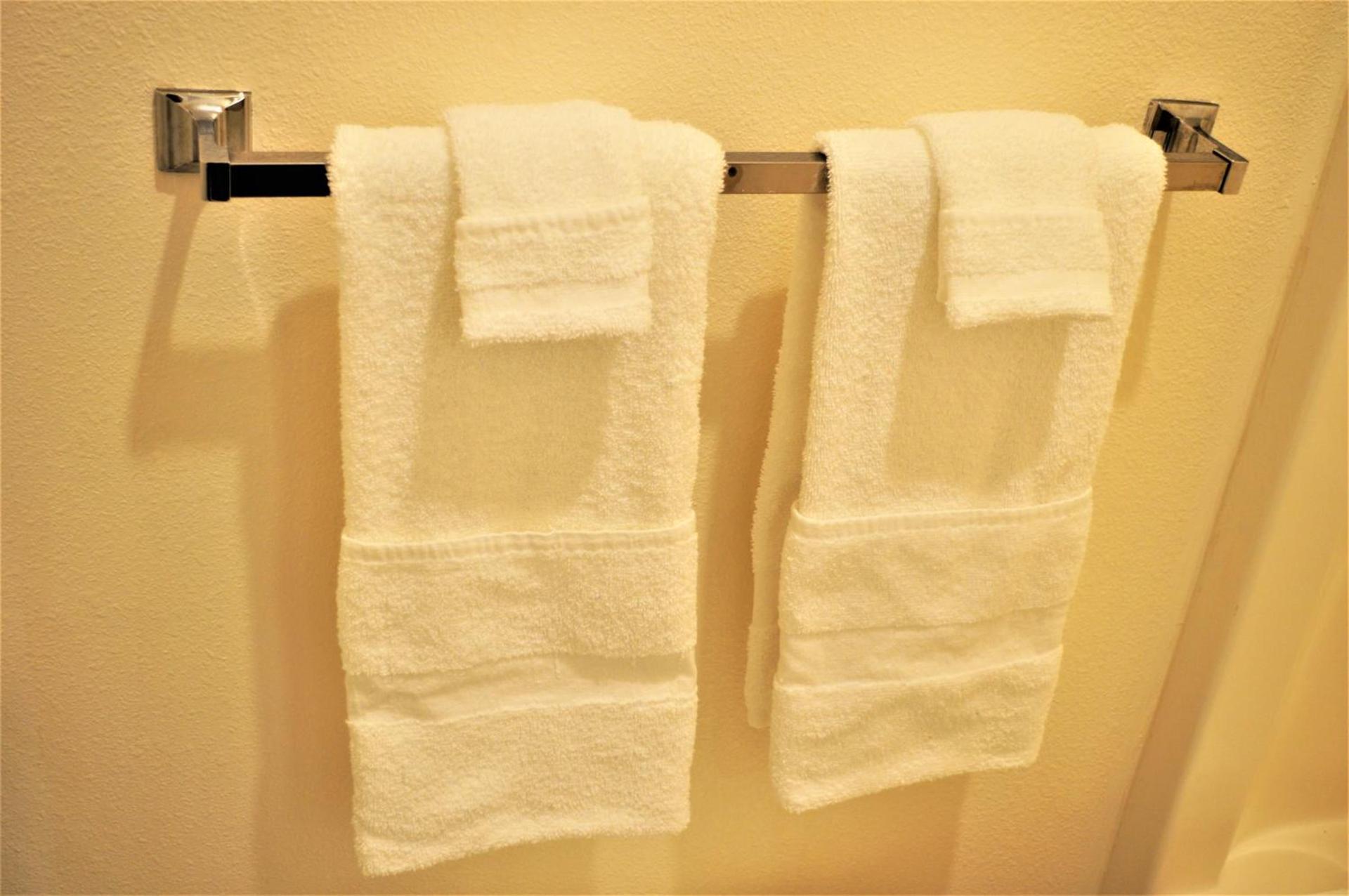 GuestHouse Inn Enumclaw photo 15