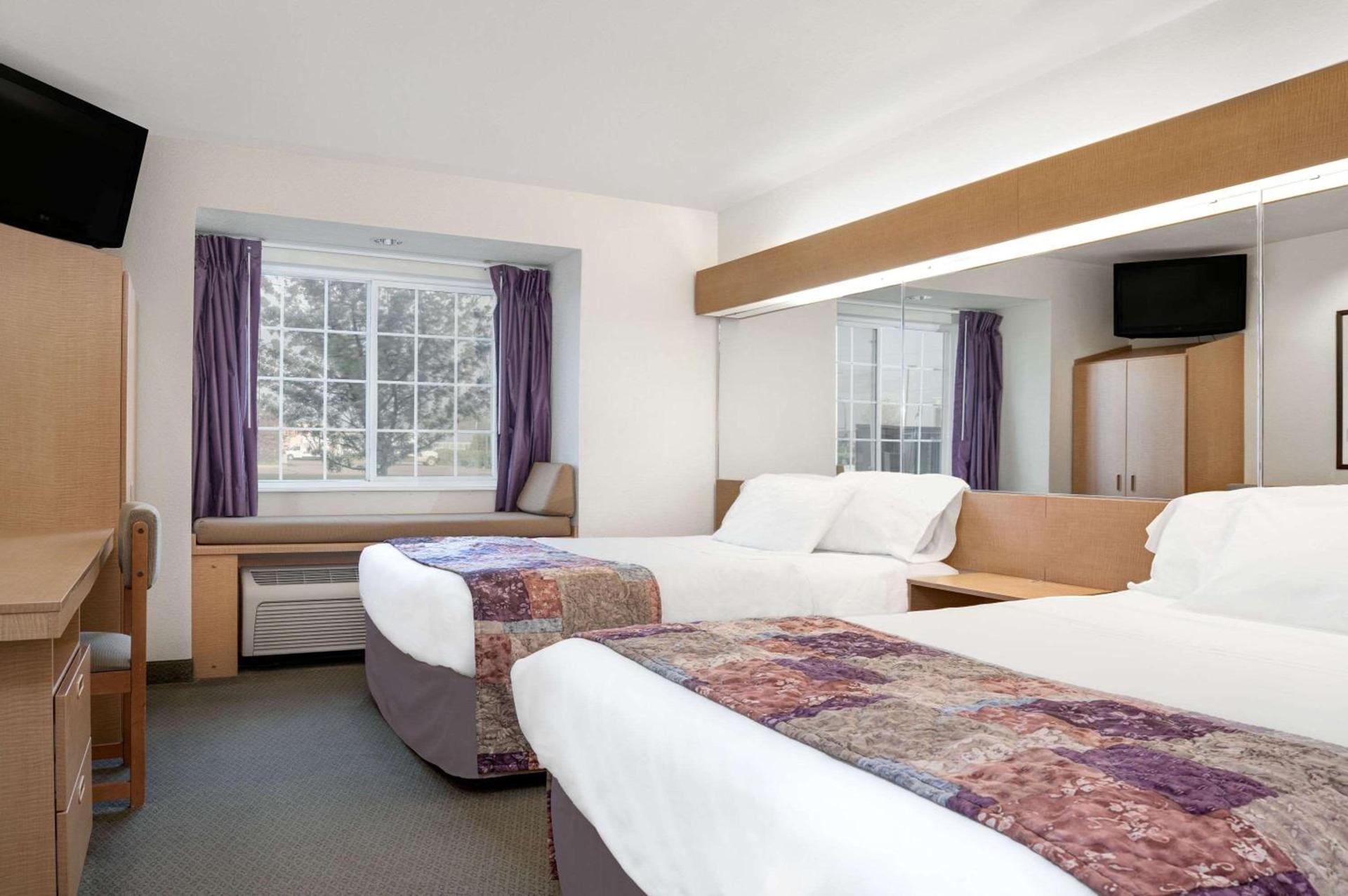 Microtel Inn & Suites by Wyndham Mankato photo 31