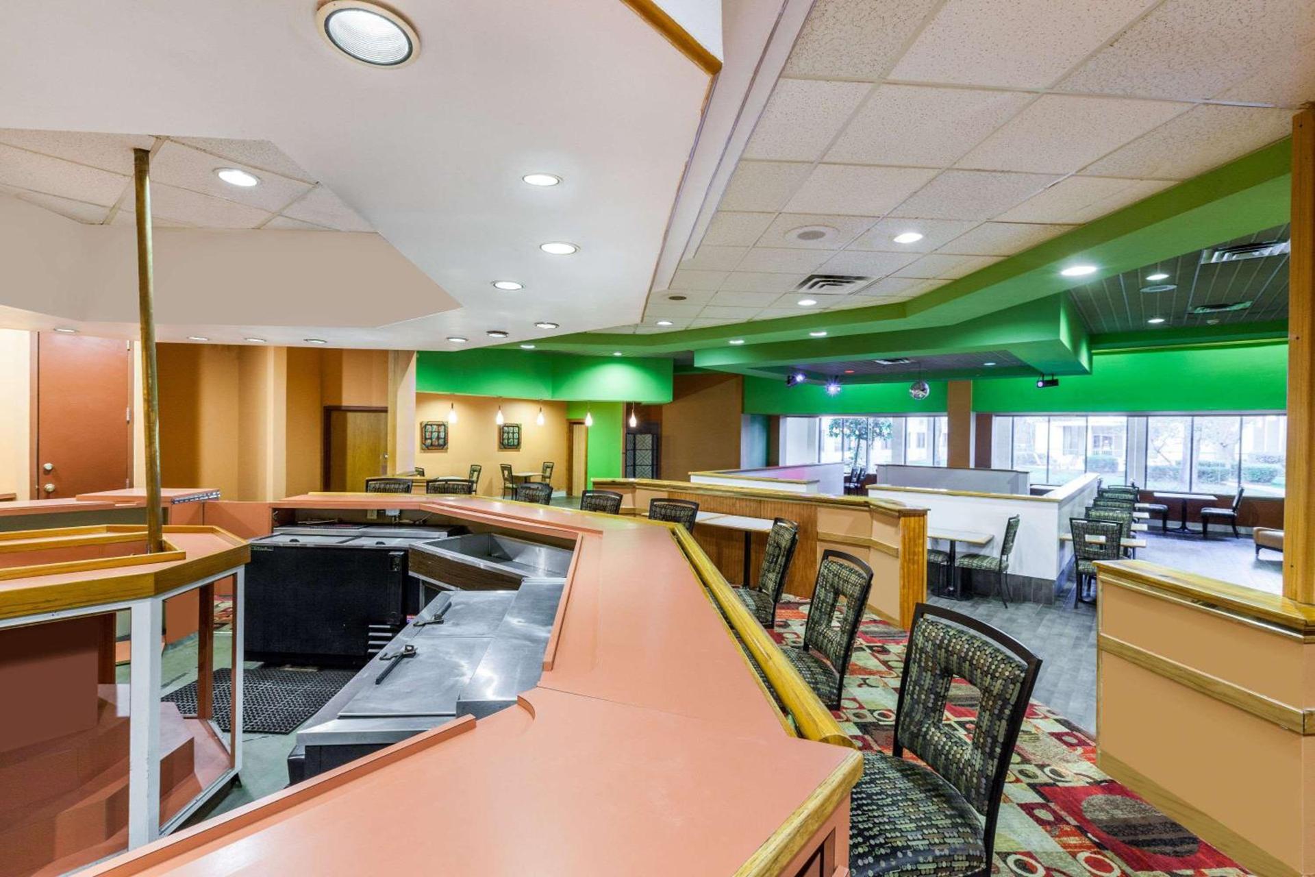 Days Inn by Wyndham Sherman photo 13