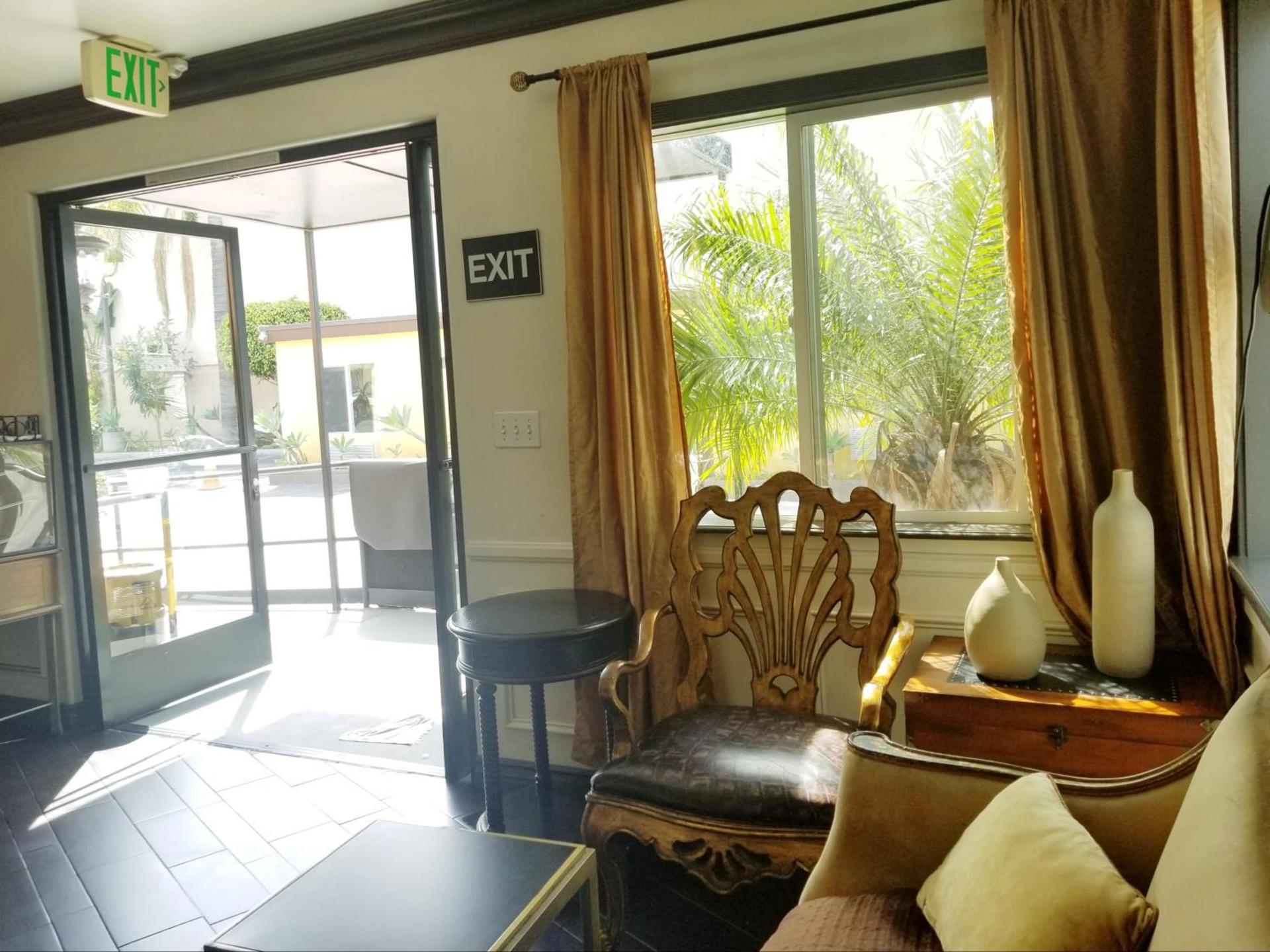 Casa Bella Inn Downtown LA photo 5