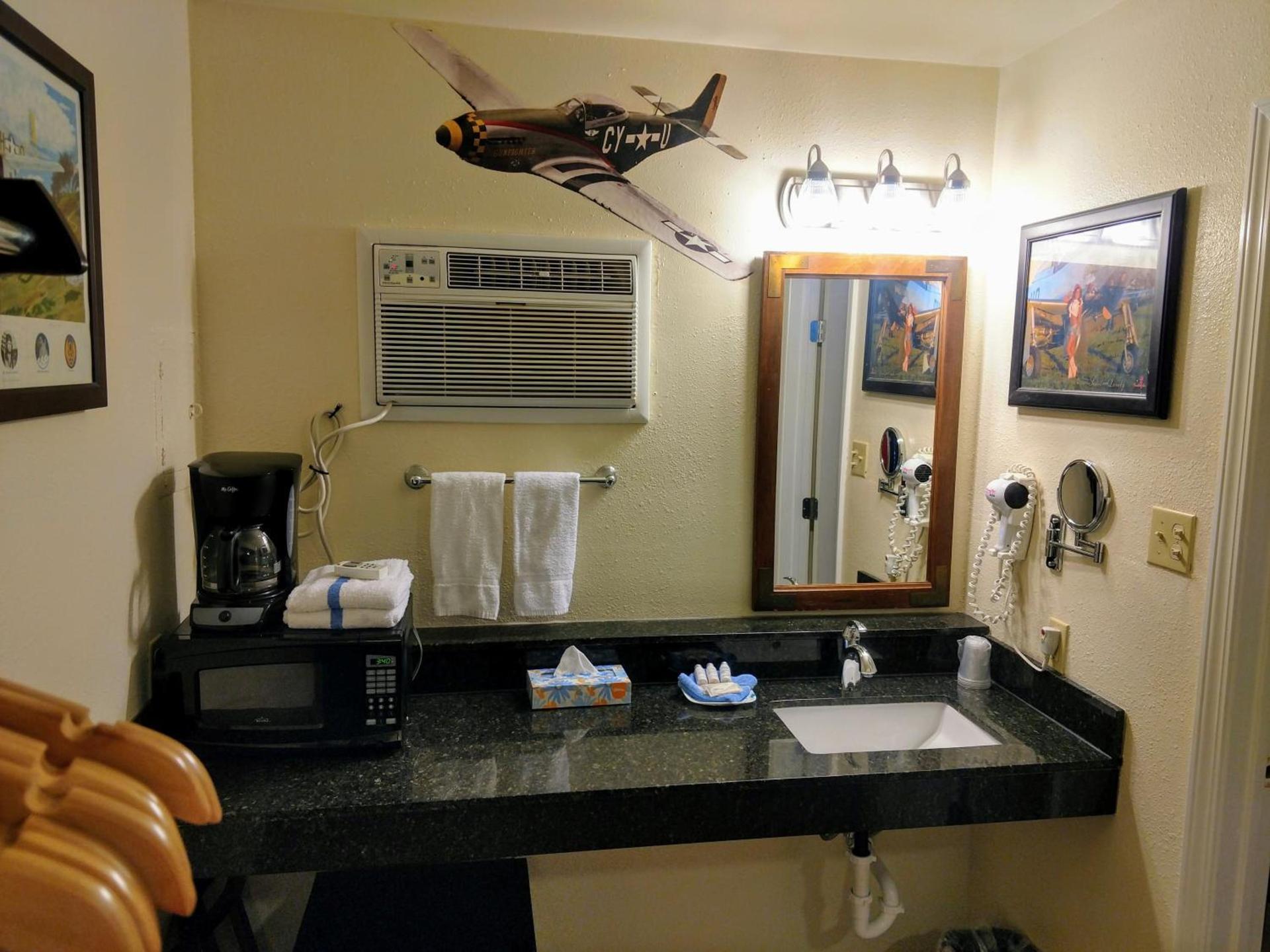 Amelia's Landing photo 19