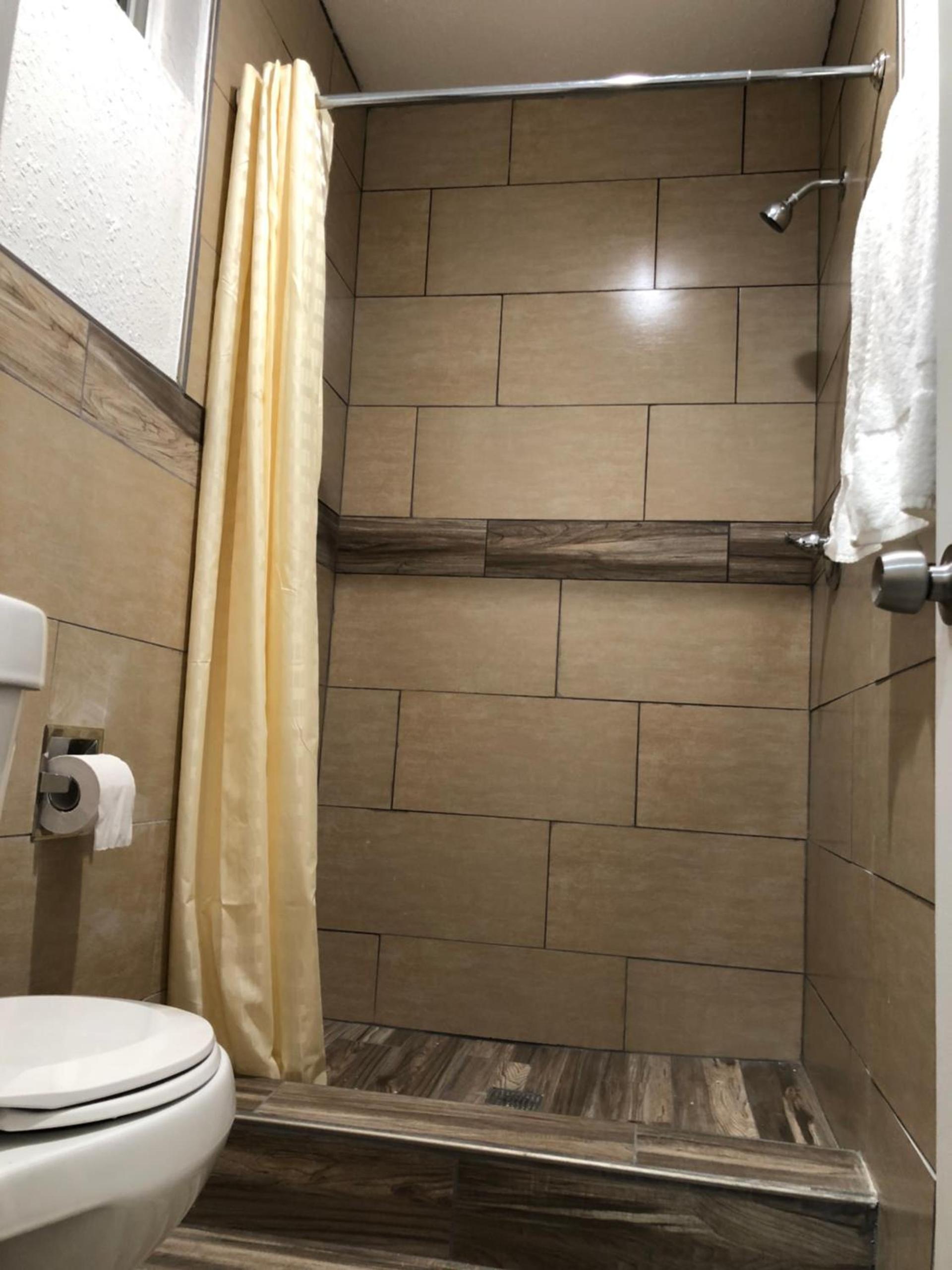 Rosa Bell Motel - Los Angeles photo 27